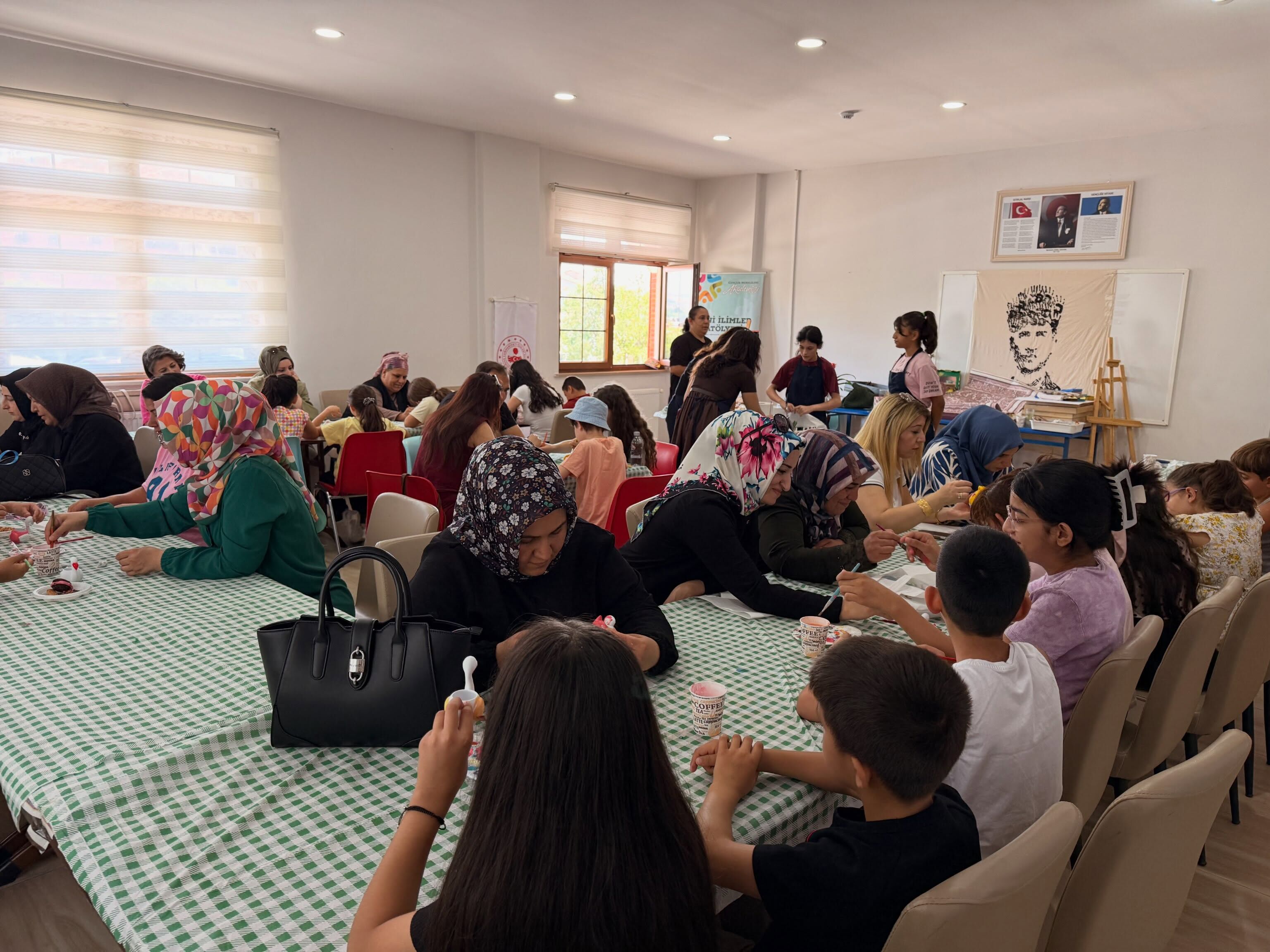 Aileler Ve Çocuklar Sanat Etkinliğinde Bir Araya Geldi 5