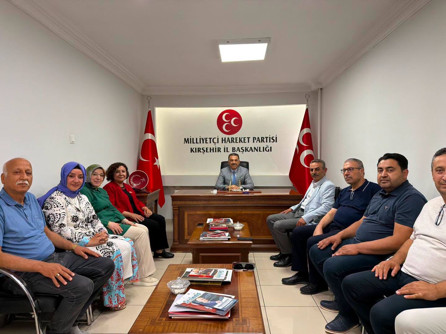 Ak Parti Ve Mhp Kırşehir Teşkilatları Buluştu