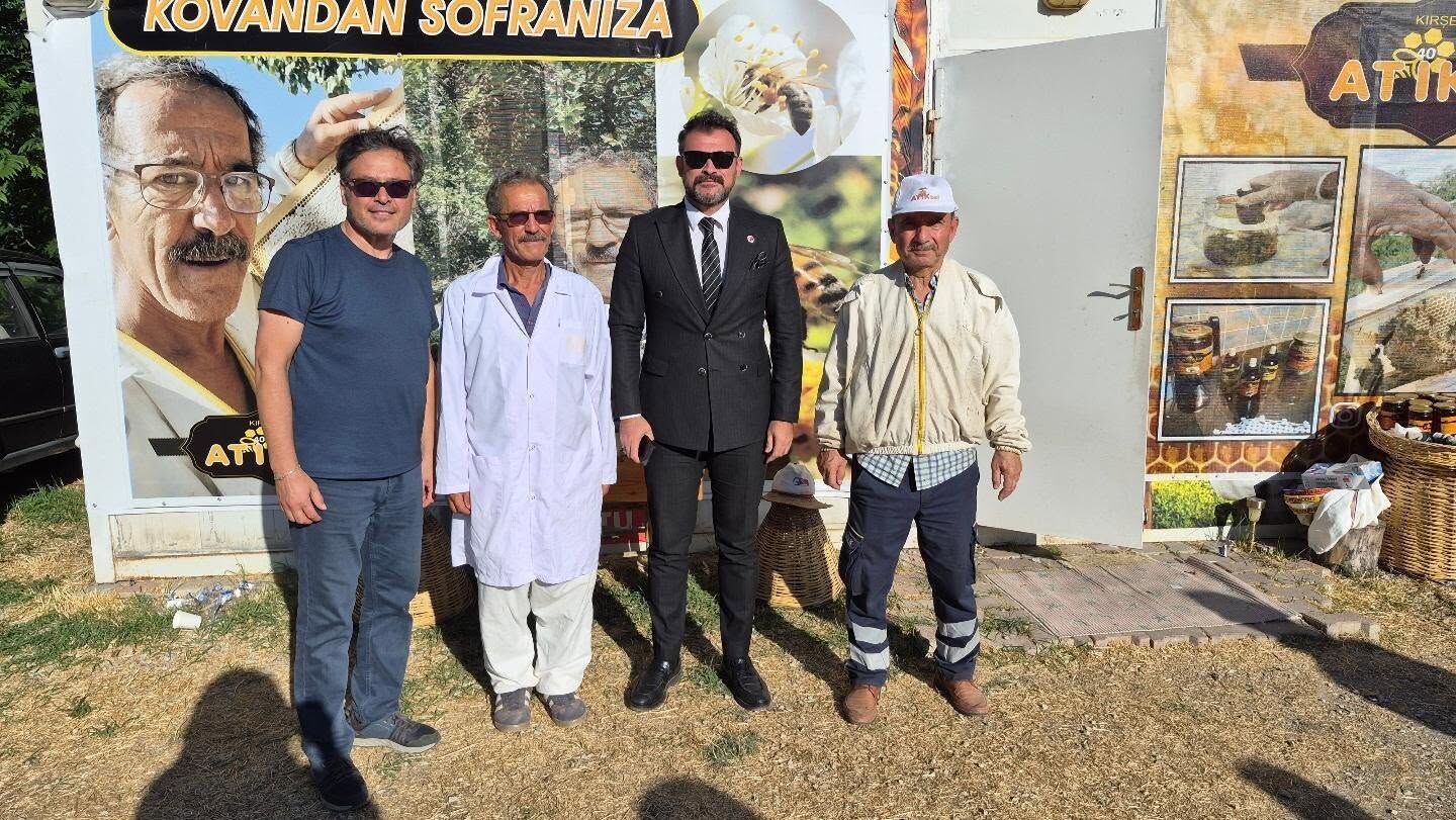 Arıcılar Sezonun İlk Ürünlerini Topluyor 6