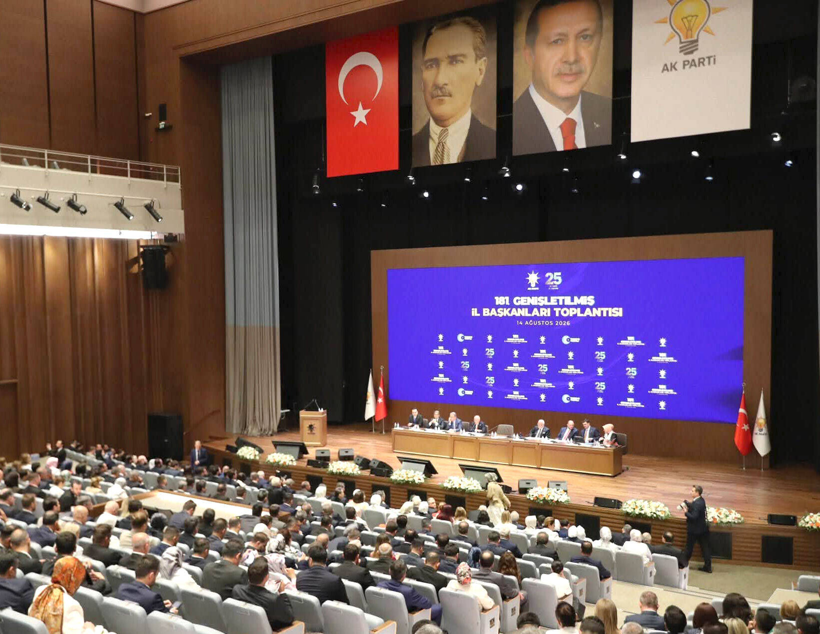Avşaroğlu, Ankara’da Ak Parti’nin 25. Yıl Heyecanına Ortak Oldu (1)