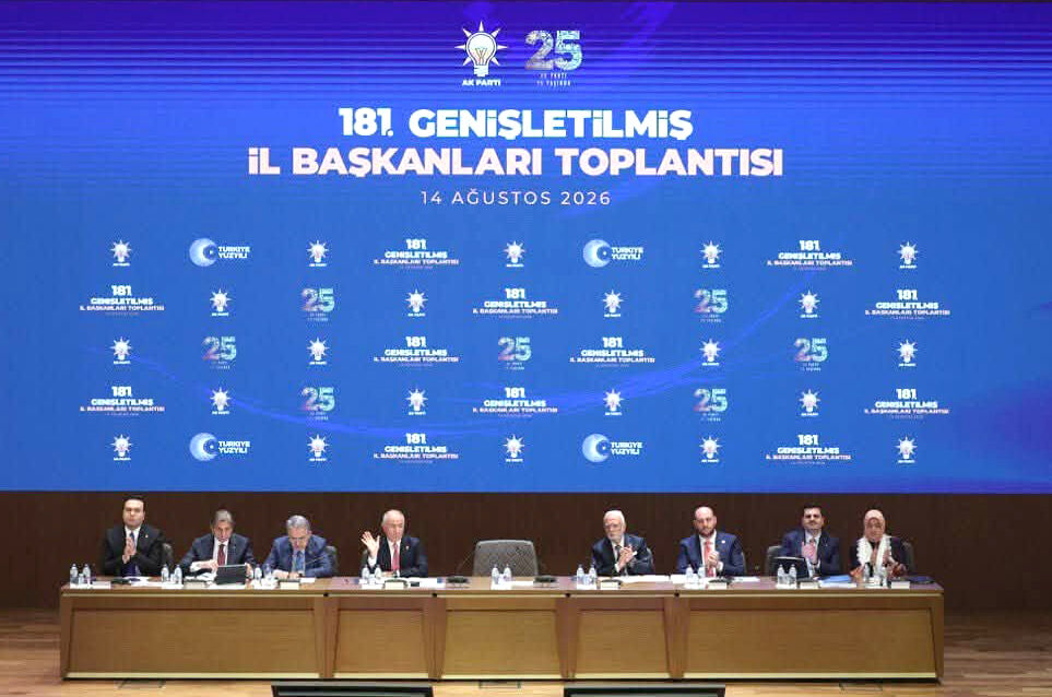 Avşaroğlu, Ankara’da Ak Parti’nin 25. Yıl Heyecanına Ortak Oldu (2)