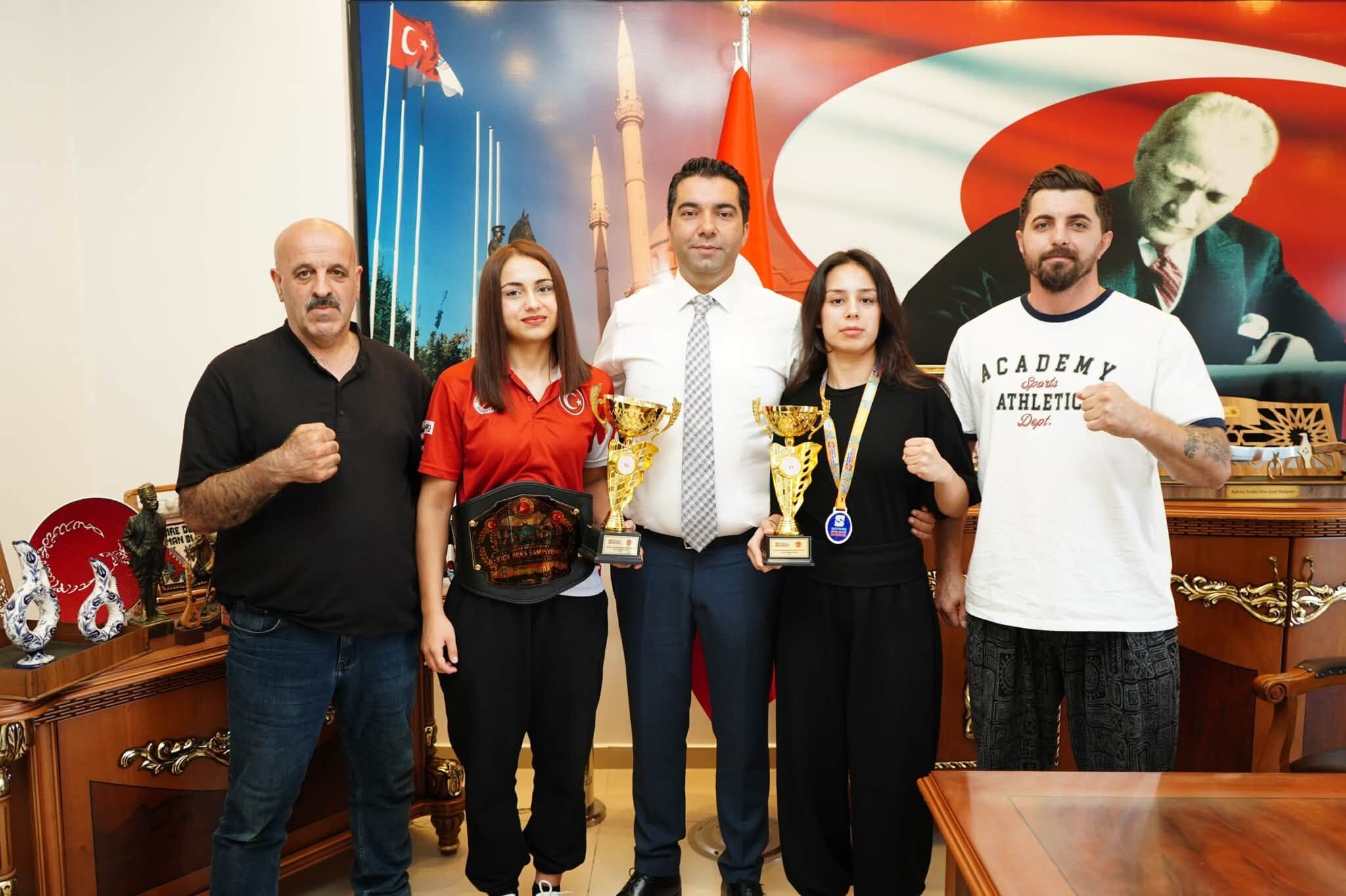 Başkan Emre Demirci, Türkiye Şampiyonu Sporcuları Ağırladı 1