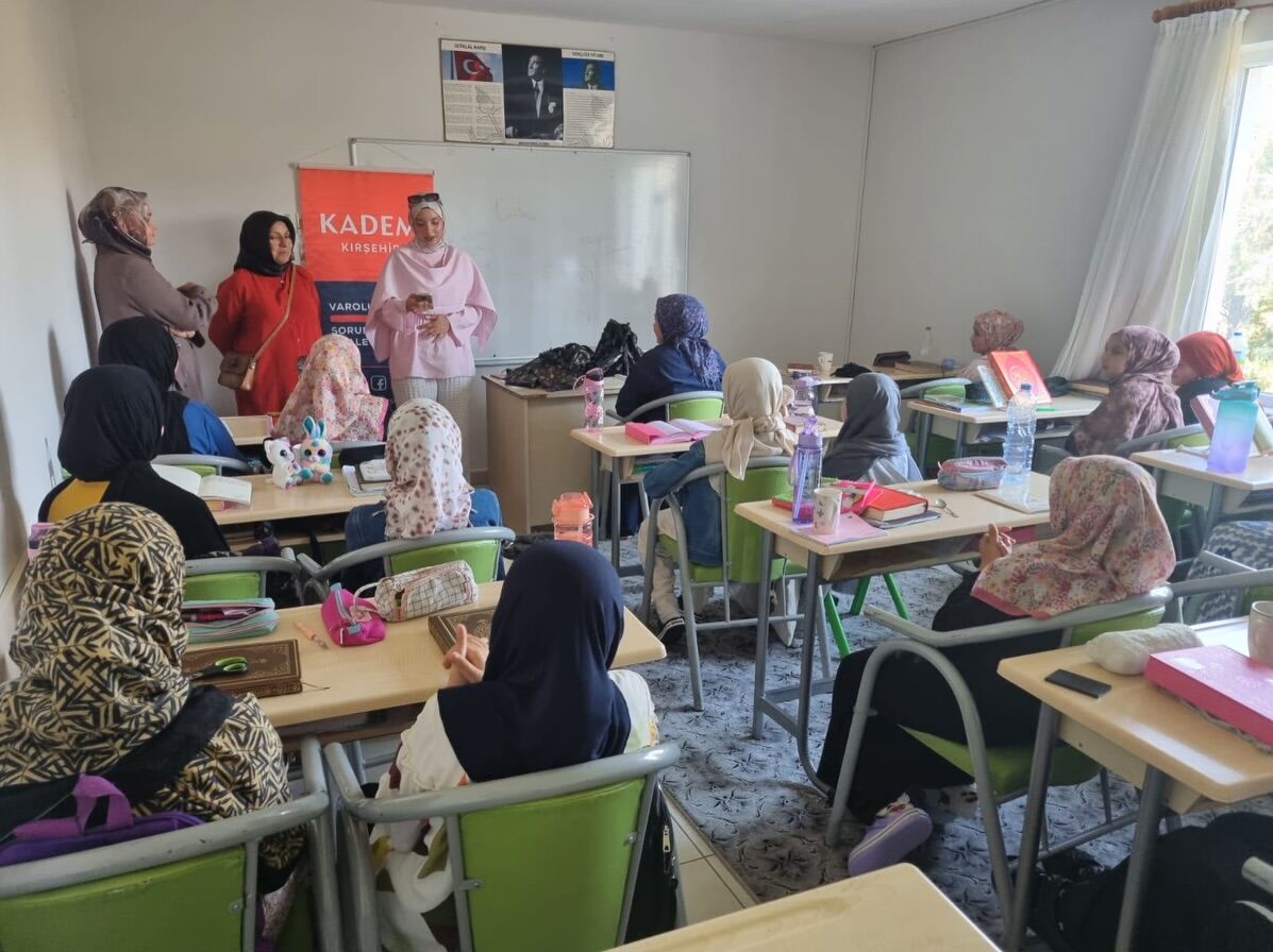 🌿 Birlikte Güzelleşen Anlar…Ahi Genç Kadem Ekibimizle Birlikte Hatice Hatun Yatılı Kur’an Kursu (4)