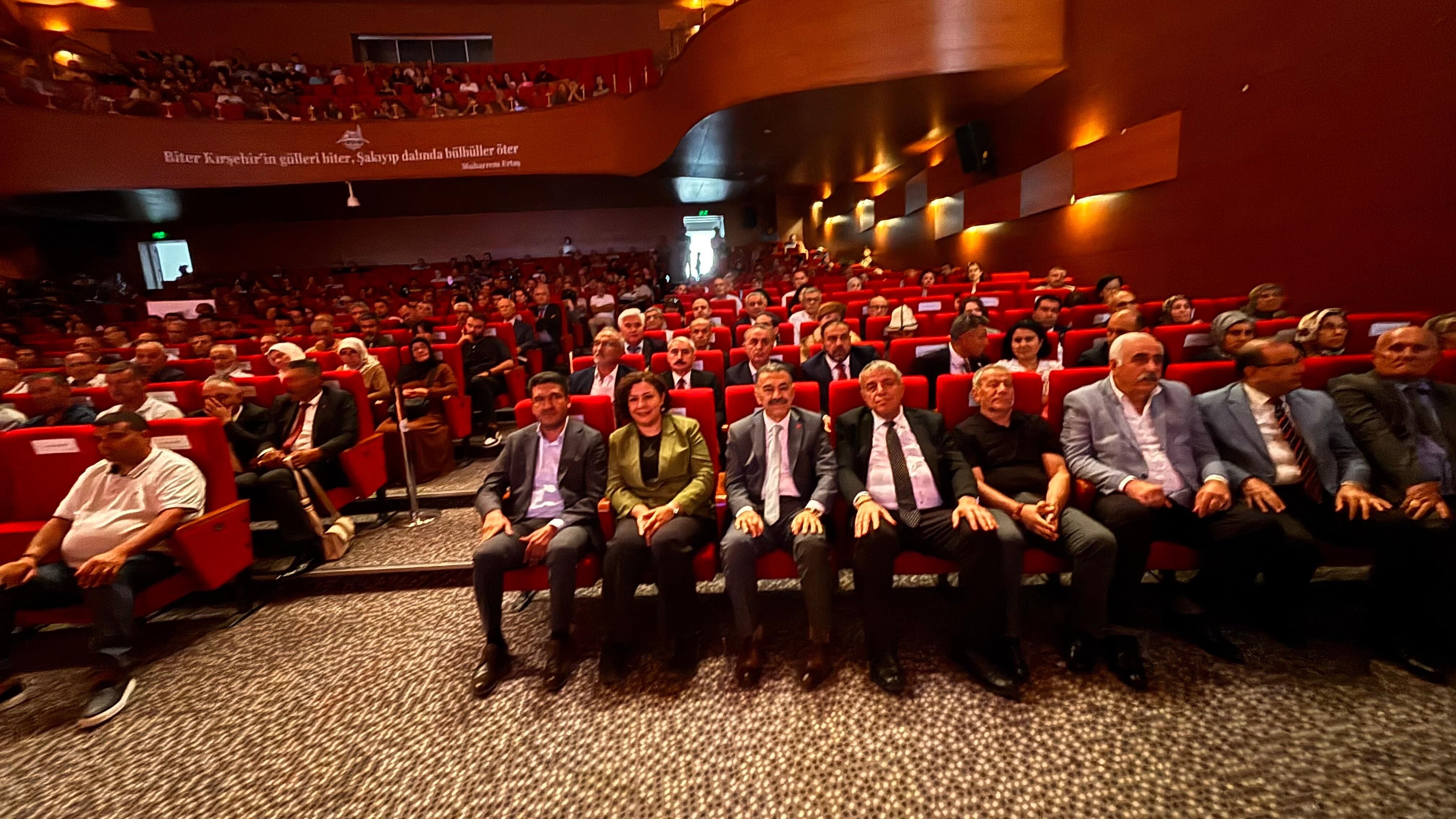 Bozkırın Tezenesi Neşet Ertaş Kırşehir’deki Törenlerle Yâd Edildi 4