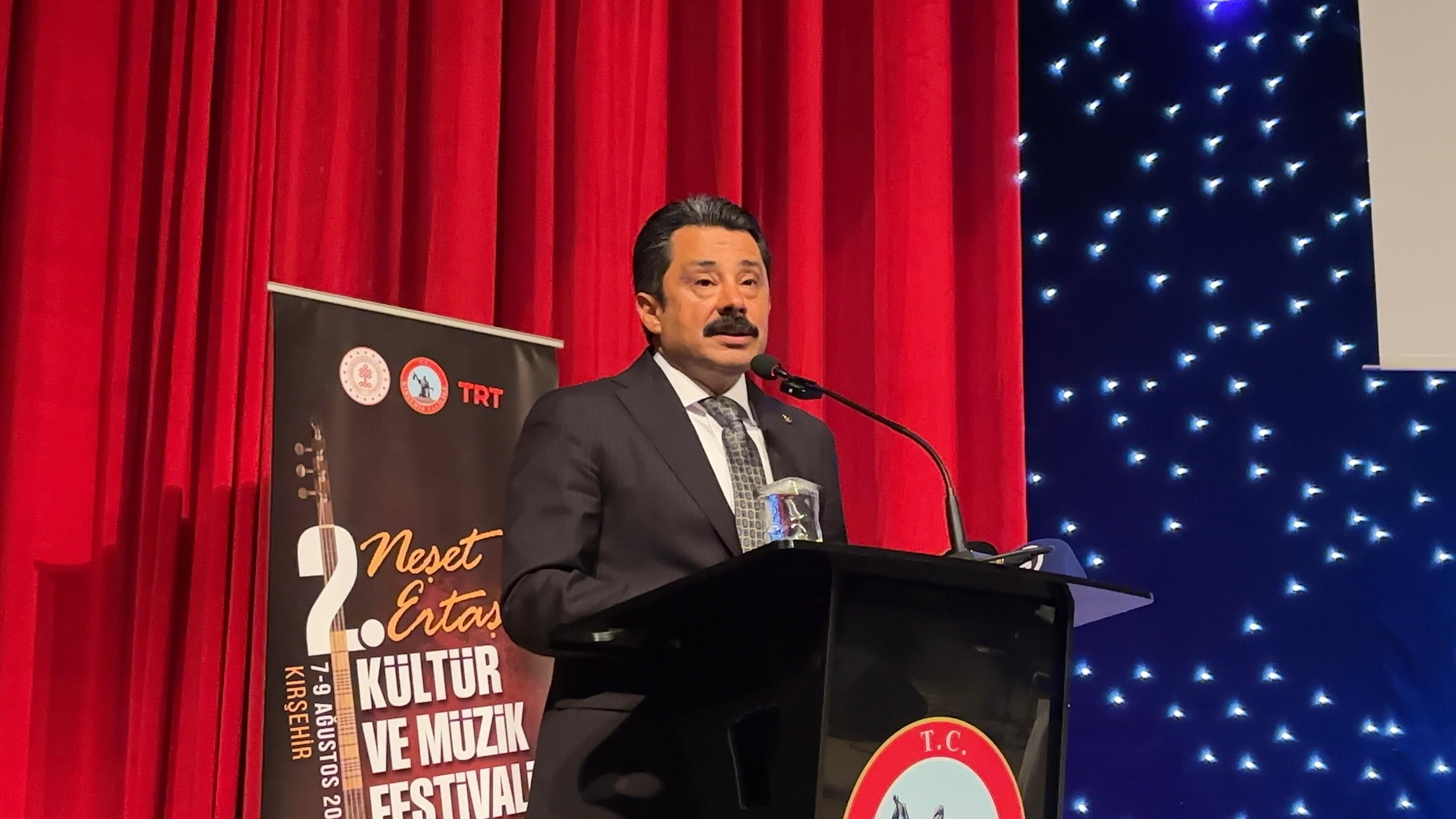 Bozkırın Tezenesi Neşet Ertaş Kırşehir’deki Törenlerle Yâd Edildi 6