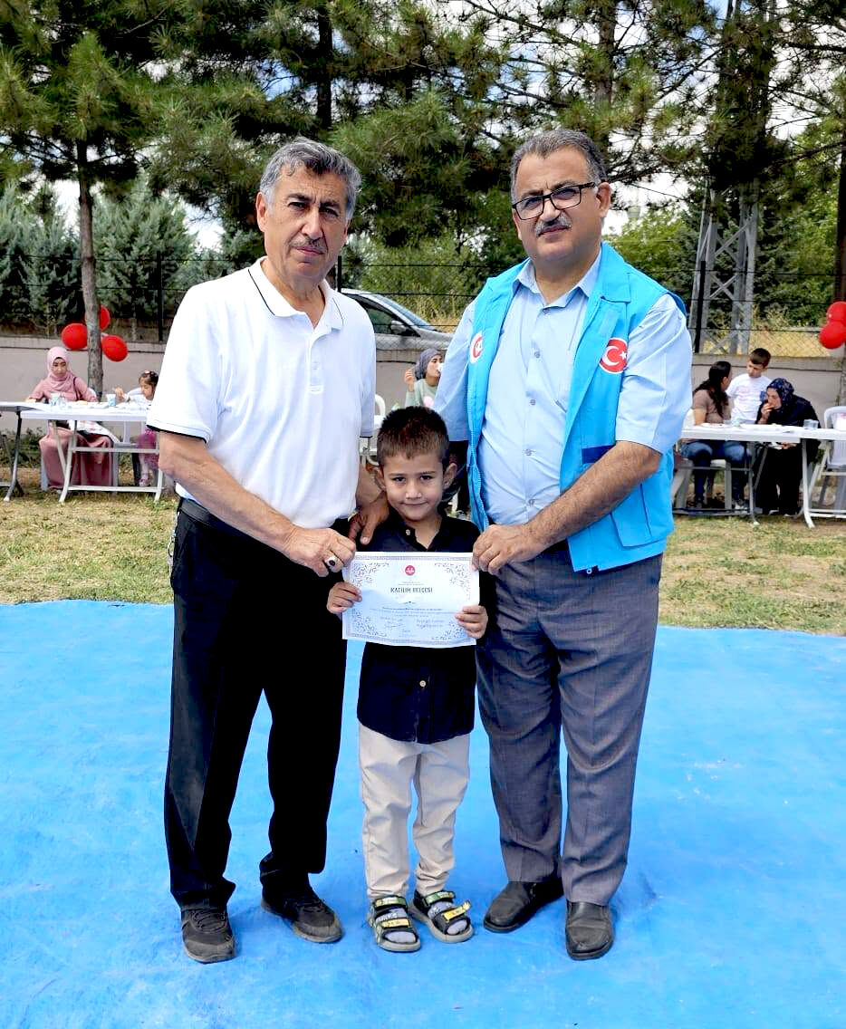 Boztepe’de Minik Öğrenciler Için Renkli Mezuniyet Töreni (3)