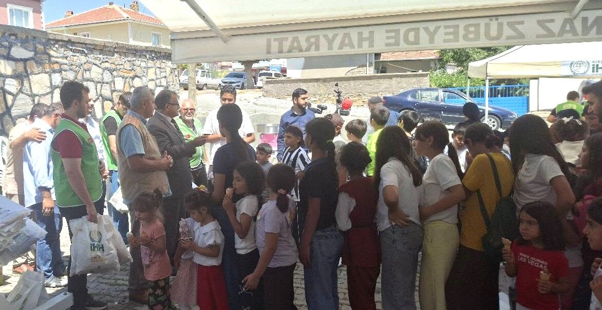 Boztepe’de Yaz Kur'an Kursu Öğrencileri Için Unutulmaz Şenlik! (2)