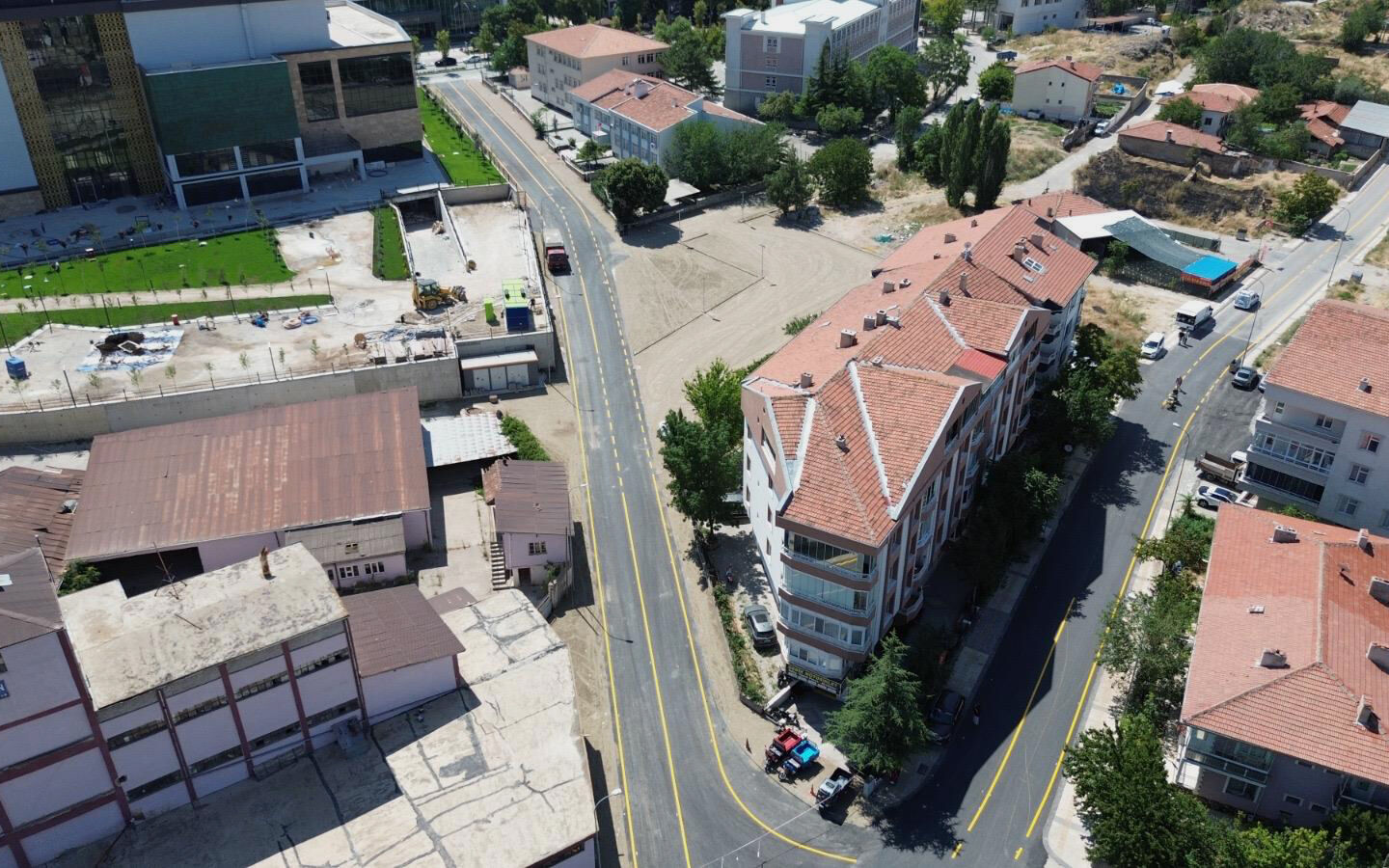 Cahit Gürses Caddesi Yenilendi (2)