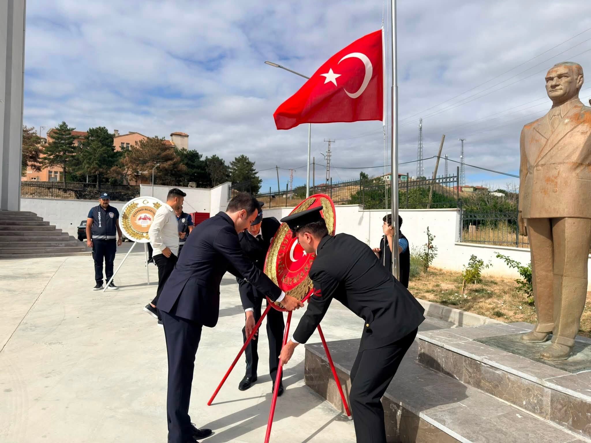 Çiçekdağı’nda 30 Ağustos Zafer Bayramı Törenlerle Kutlandı