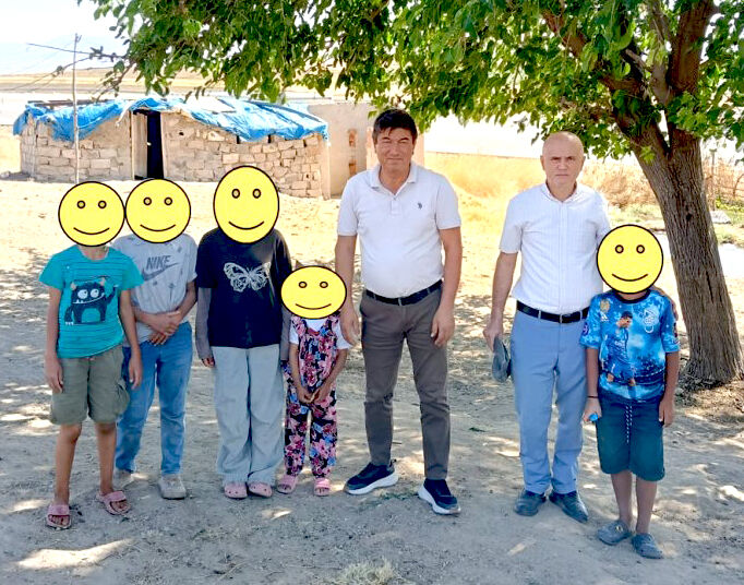 Çocukların Eğitimi Için Sahaya Indiler (2)