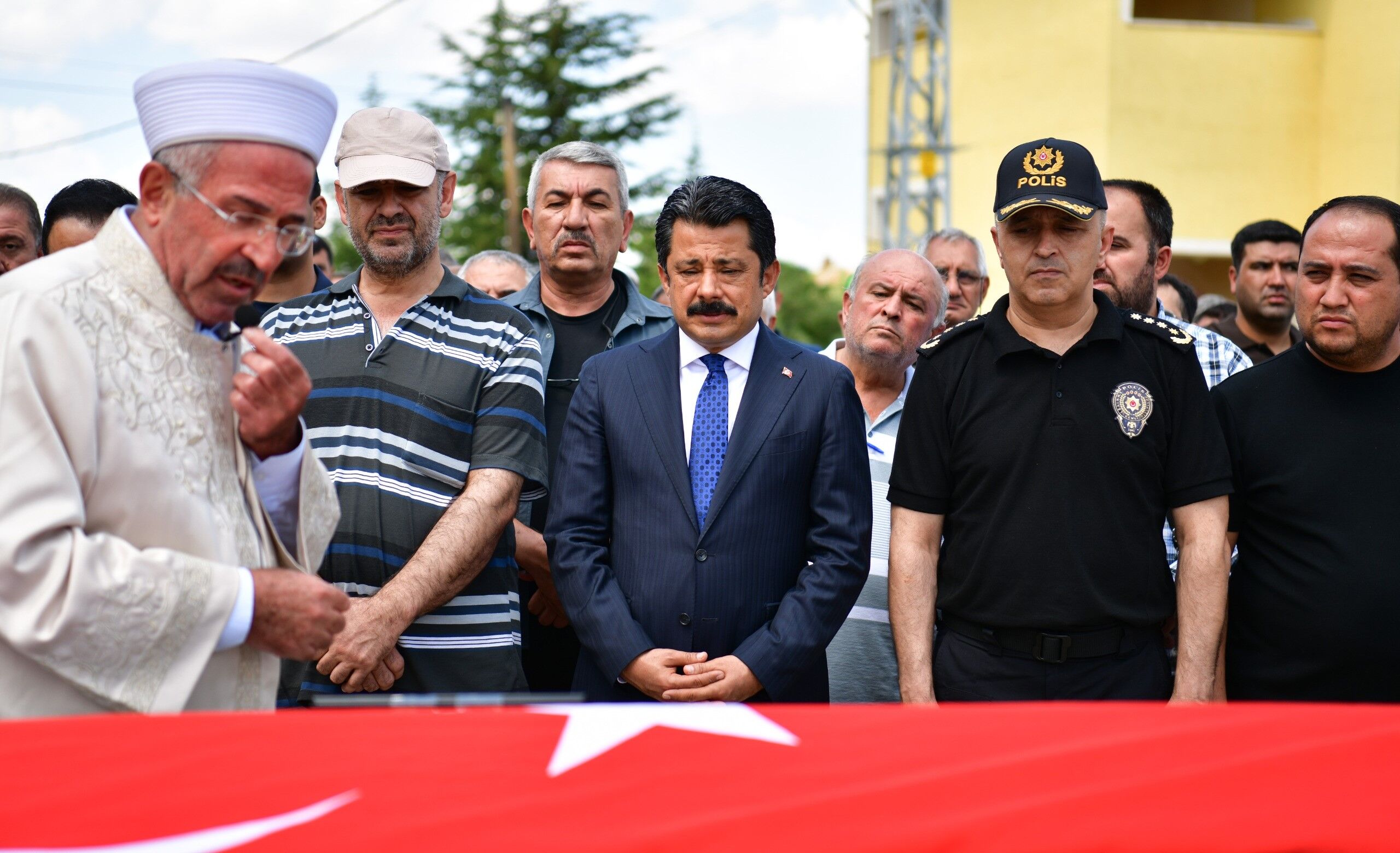 Kıbrıs Muharip Gazisi Hidayet Düzen, Ebediyete Uğurlandı (2)