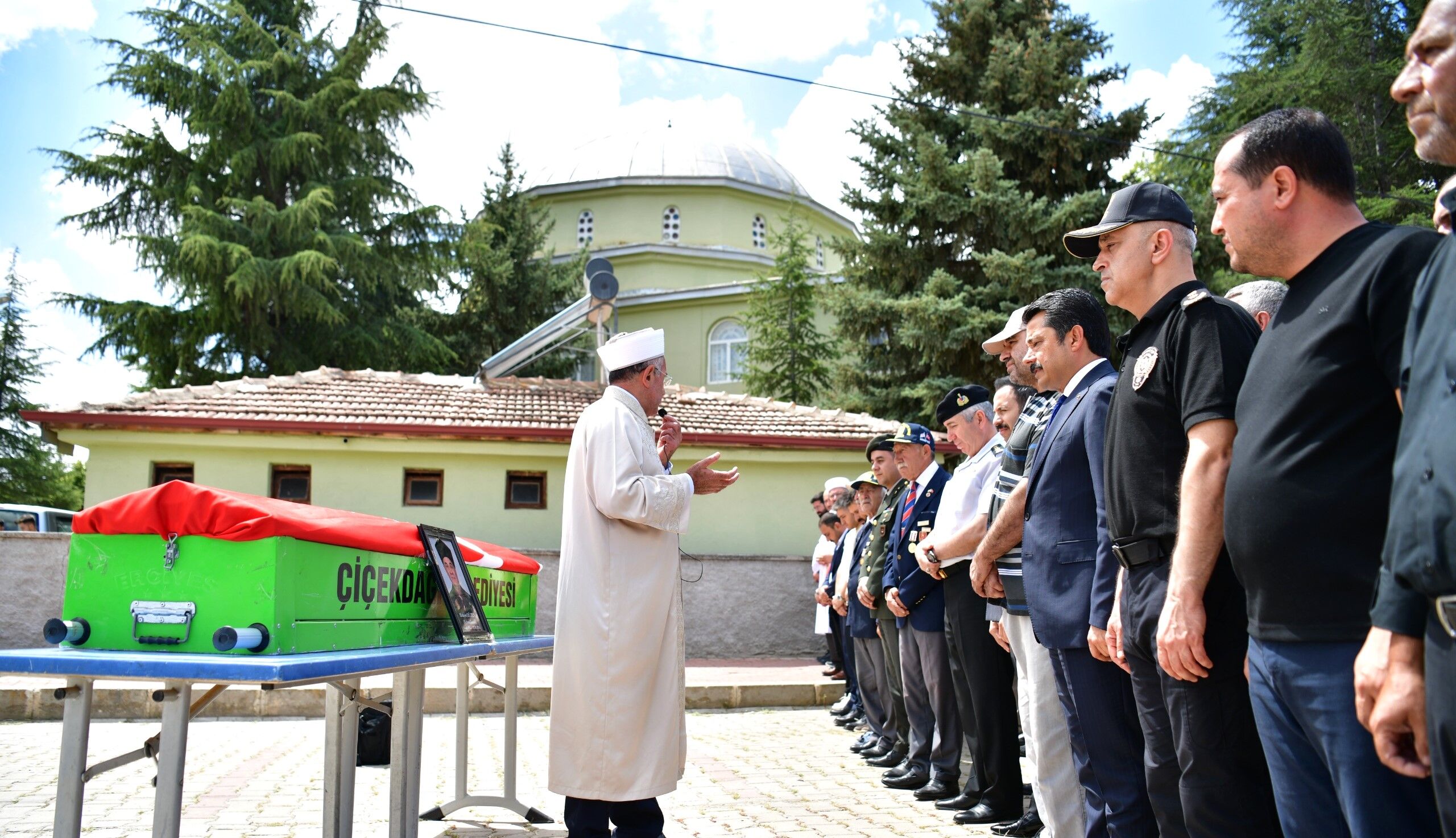 Kıbrıs Muharip Gazisi Hidayet Düzen, Ebediyete Uğurlandı (3)
