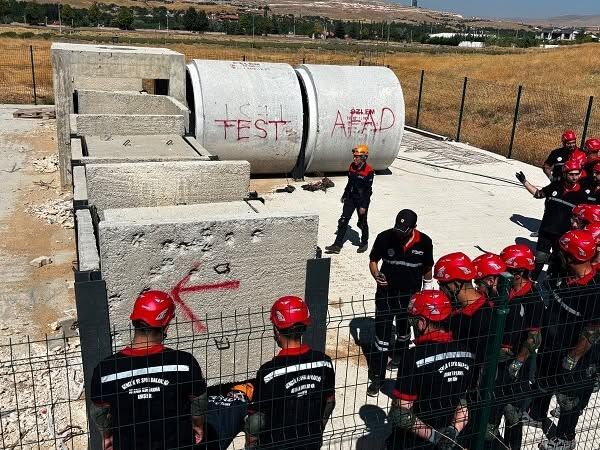 Kırşehir’de Arama Kurtarma Ekibine Akreditasyon Eğitimi Başladı 4