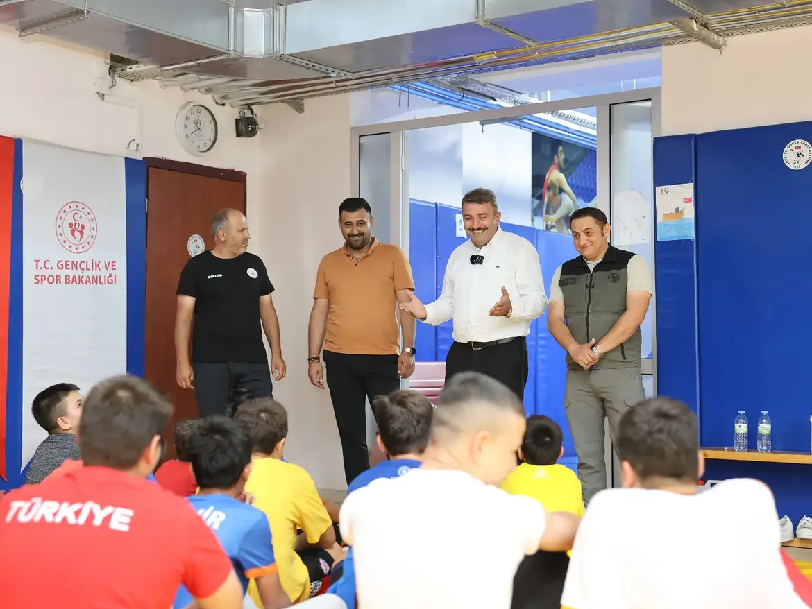 Kırşehir’de Geleceğin Güreşçileri Yetişiyor 1