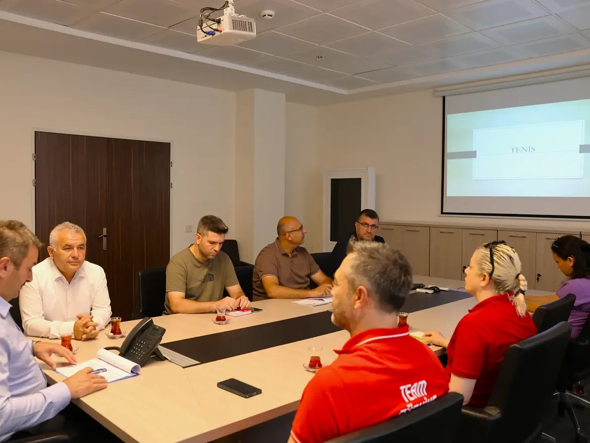 Kırşehir'de Teniste Yeni Dönem Planlandı!