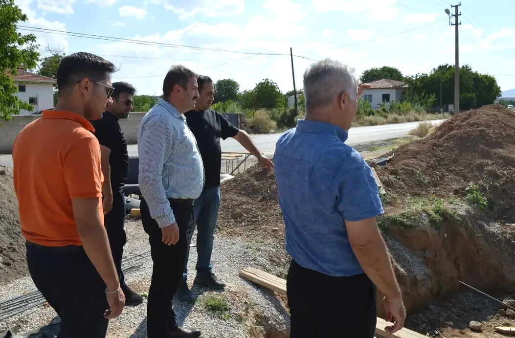 Kırşehir’in Spor Altyapısı Güçleniyor, Yeni Tesislerde Çalışmalar Sürüyor (3)