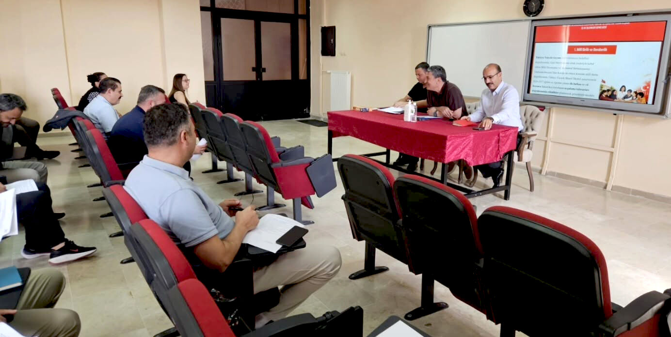 Mucur’da Okul Müdürleri Yeni Eğitim Yılı Için Toplandı (2)