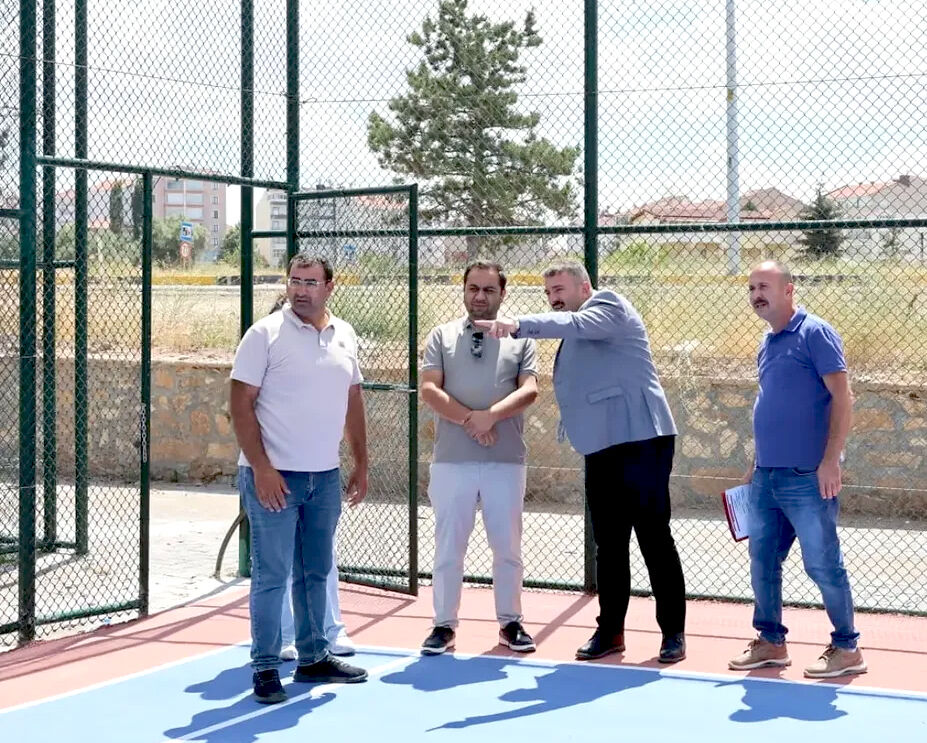 Mucur’da Spor Yatırımları Yerinde Incelendi! (4)