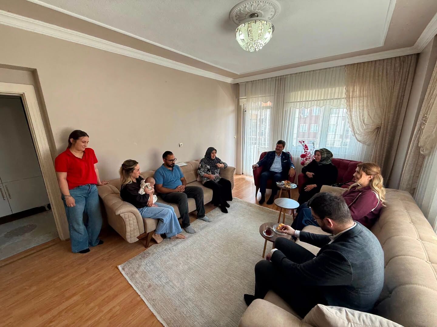 Necmettin Erkan Vatandaşlarla Buluştu 1