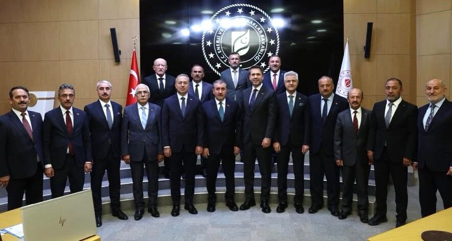 Özbağ’a Asfalt Ve Doğal Gaz Müjdesi! (2)