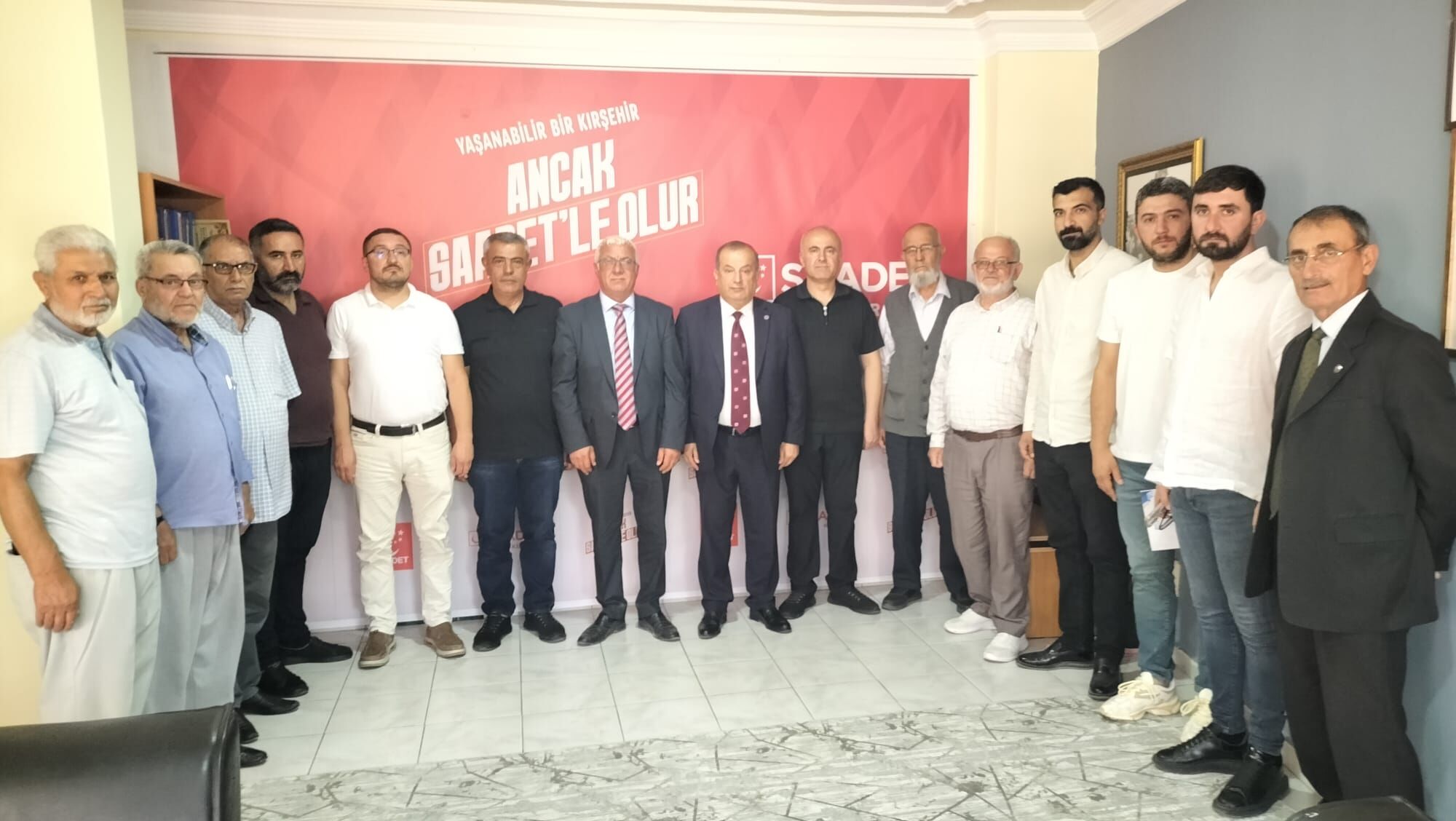 Saadet Parti̇si̇-3