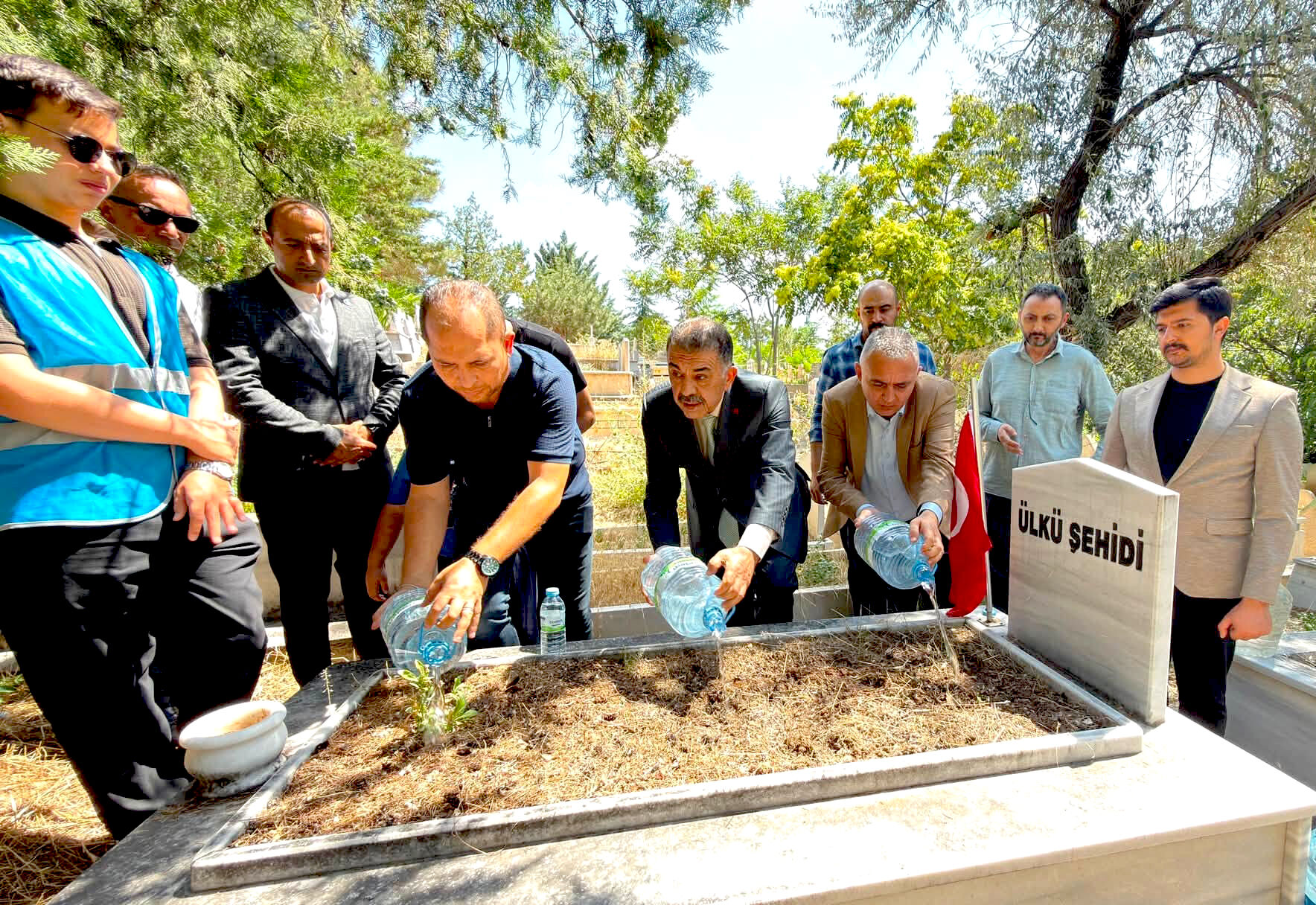 Şehit Nizamettin Erdoğan Şehadet Yıl Dönümünde Kabri Başında Anıldı (4)