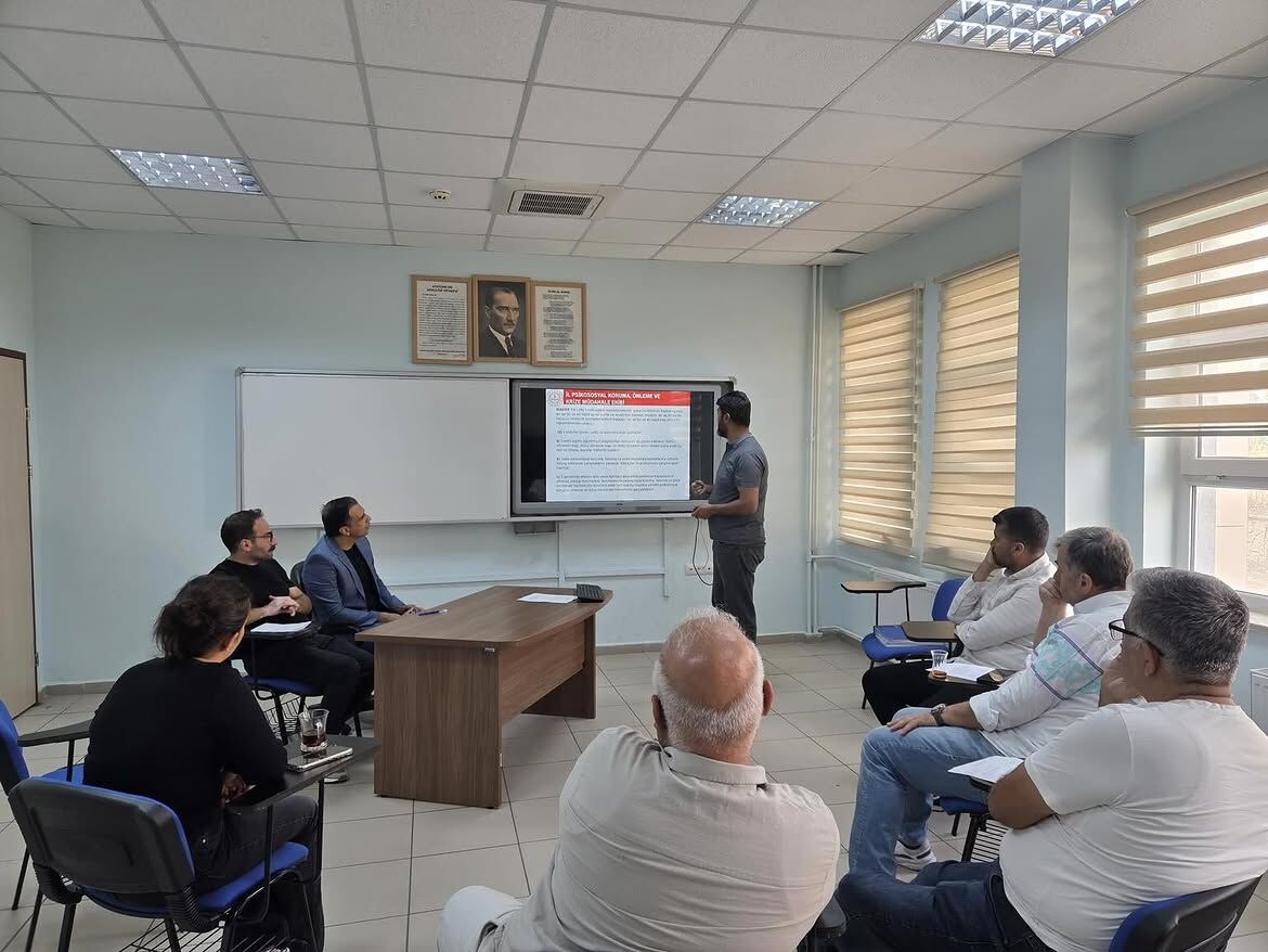 2026 2027 Eğitim Öğretim Yılı İl Psikososyal Koruma, Önleme Ve Krize Müdahale Ekibi Toplantısı (6)