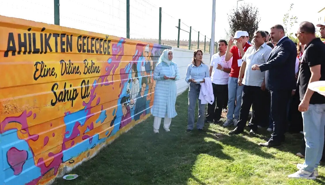 81 Ilin Toprağı Kırşehir’de Buluştu ‘Genç Ahiler Ormanı’ Için Ilk Fidanlar Dikildi (2)