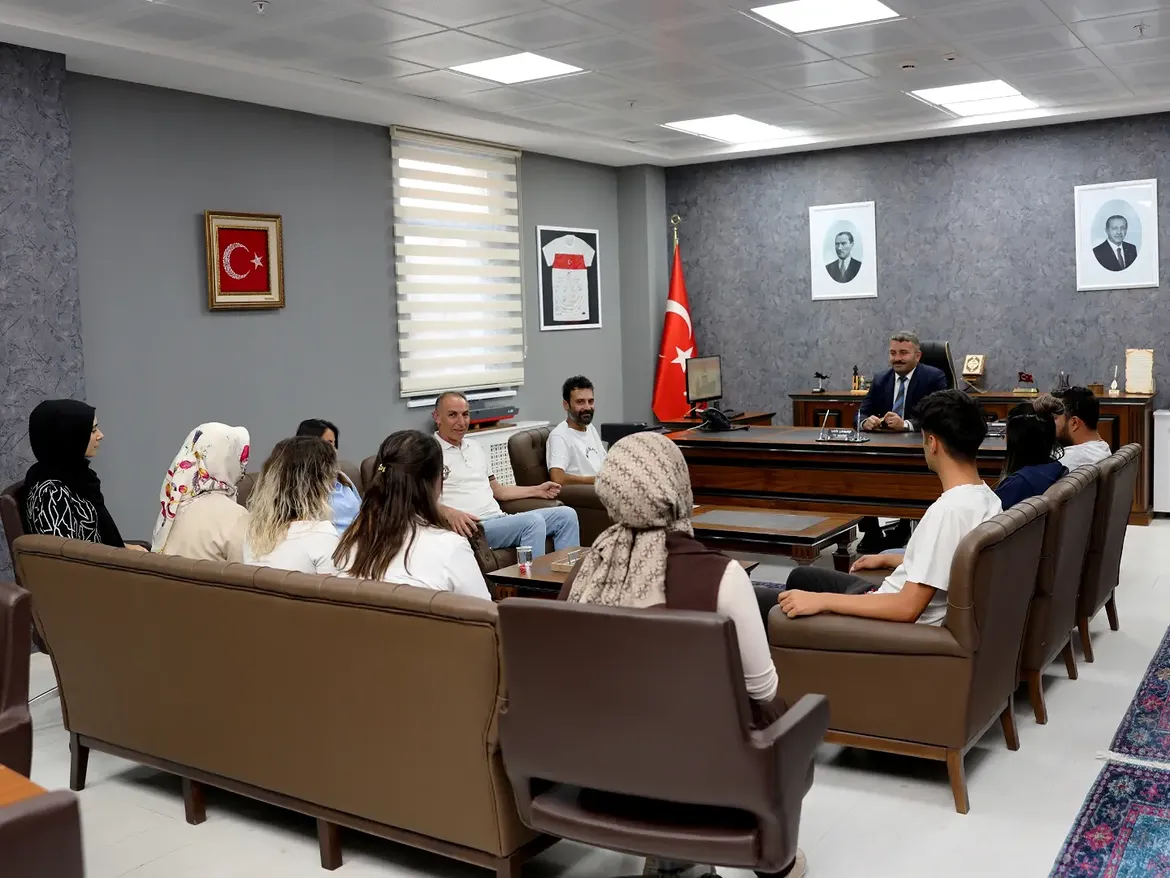 📸 Ahi Evran’ın İzinde, Gençlerin Kalbinde Bir Yolculuk!2026 Yılı Genç Ahiler Kırşehir’de Bulu
