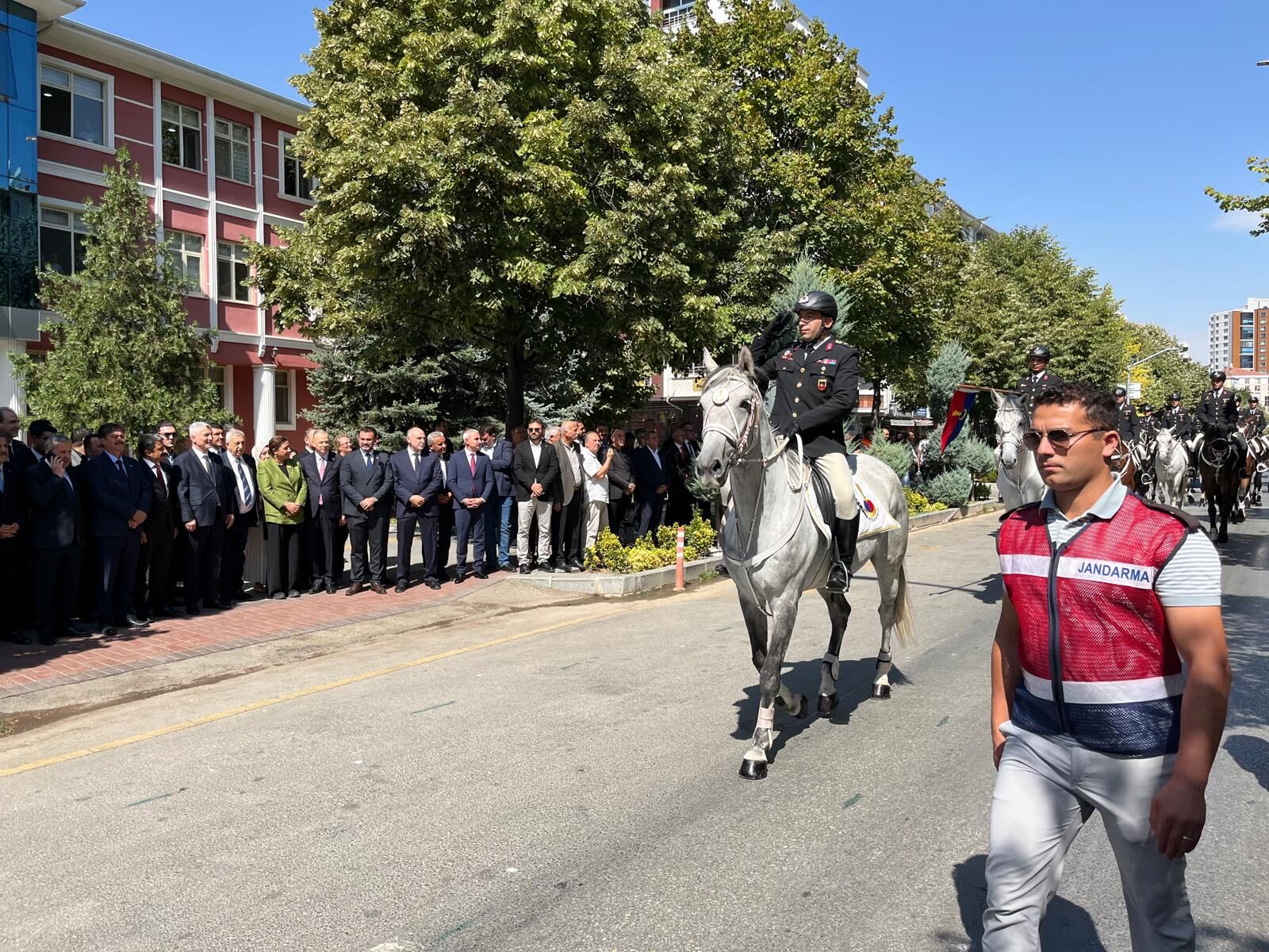 Ahiliğin Başkenti Kırşehir’de 39. Ahilik Haftası Coşkusu Bakan Bolat’ın Katılımıyla Görkemli Açılış (4)
