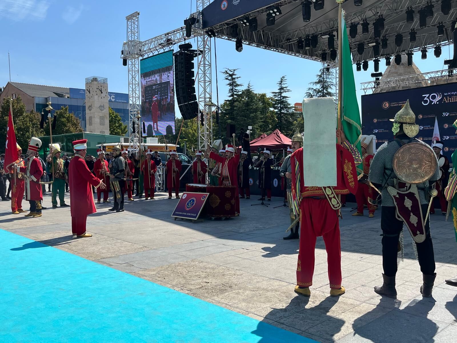 Ahiliğin Başkenti Kırşehir’de 39. Ahilik Haftası Coşkusu Bakan Bolat’ın Katılımıyla Görkemli Açılış (9)