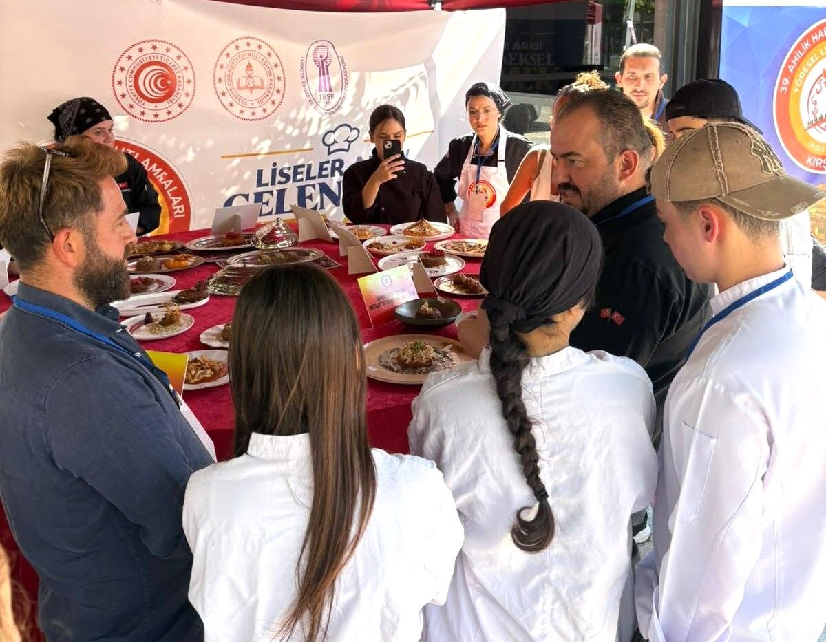 Ahilik Haftası’nda Genç Aşçılar Kırşehir’de Yöresel Lezzetler Için Yarıştı (5)