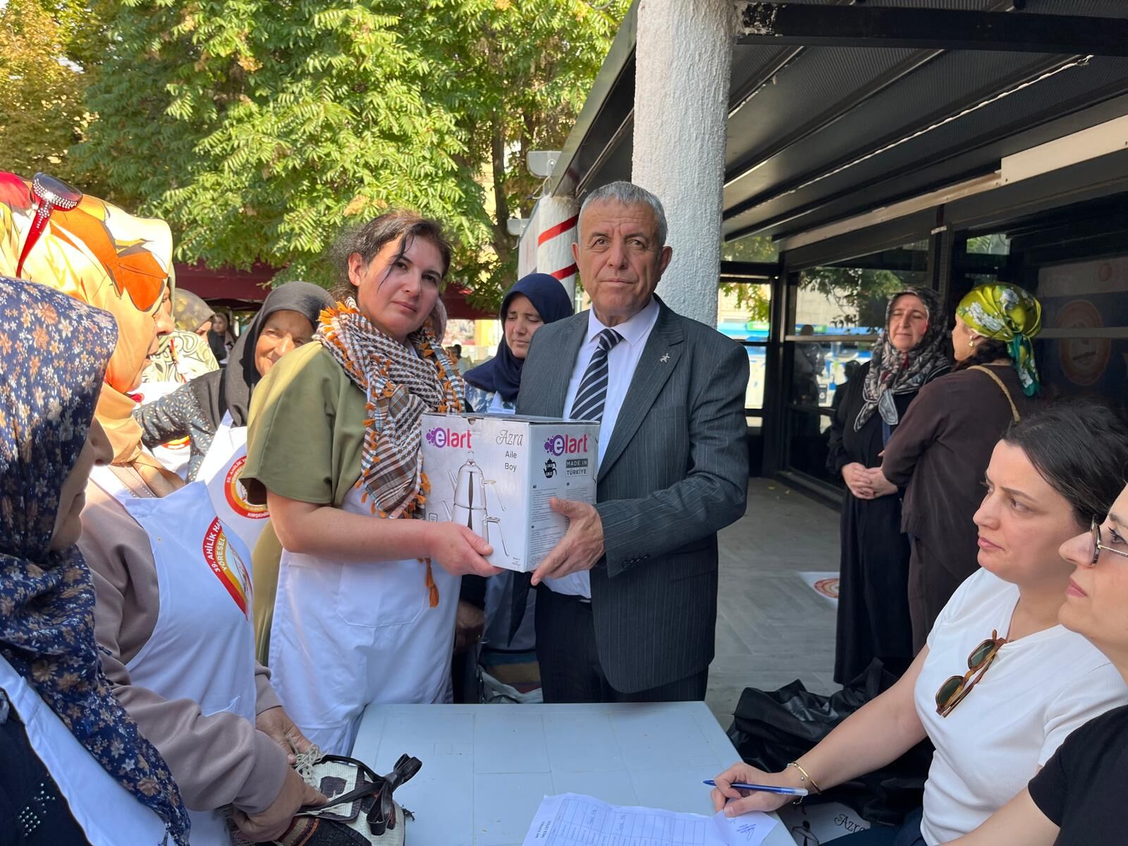 Ahilik Haftası’nda Kırşehir Lezzetleri Yarıştı! Besmeç Burger Ve Bazlama Birinci Seçildi (13)