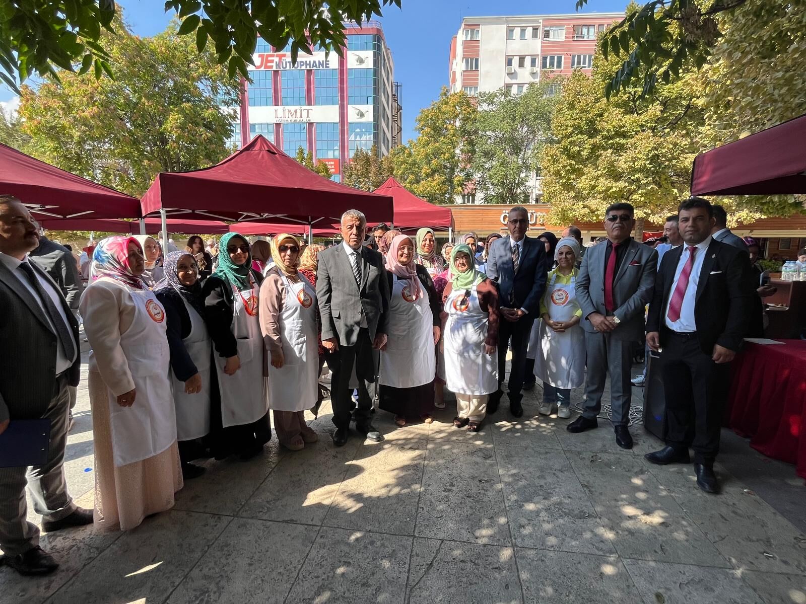 Ahilik Haftası’nda Kırşehir Lezzetleri Yarıştı! Besmeç Burger Ve Bazlama Birinci Seçildi (19)