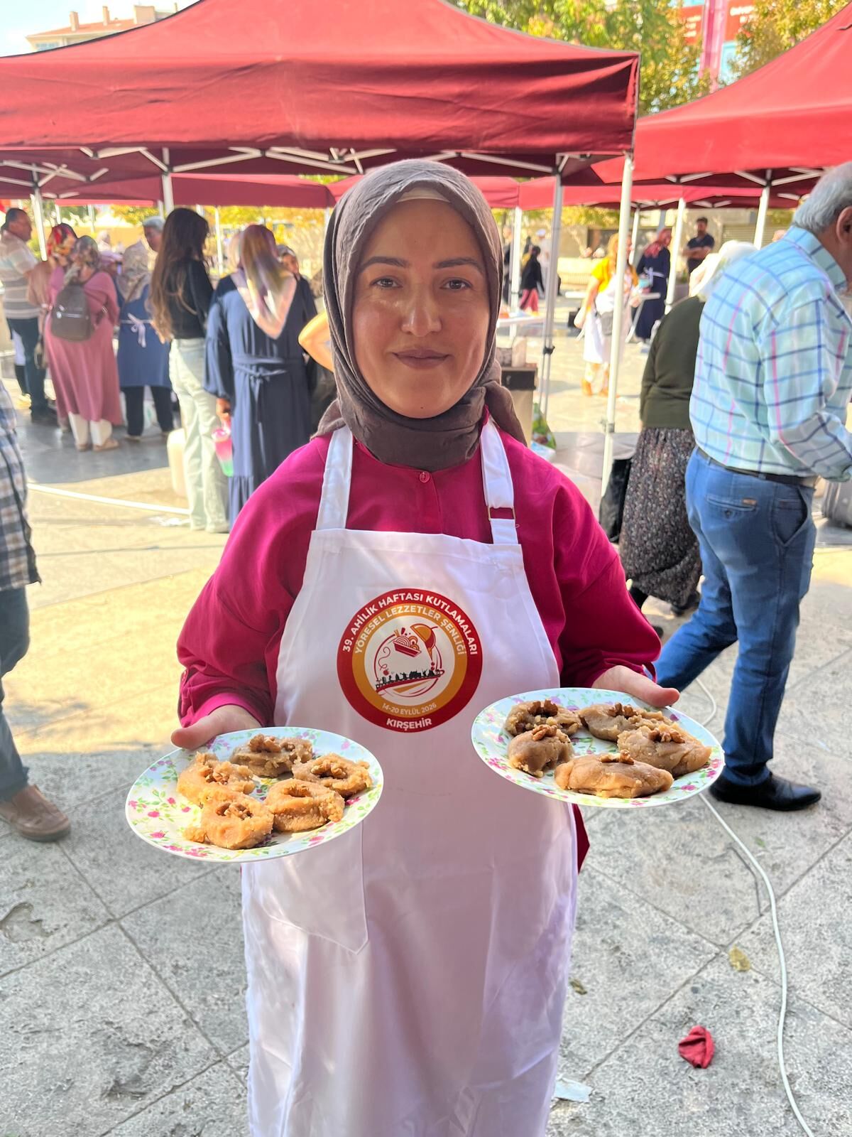 Ahilik Haftası’nda Kırşehir Lezzetleri Yarıştı! Besmeç Burger Ve Bazlama Birinci Seçildi (4)