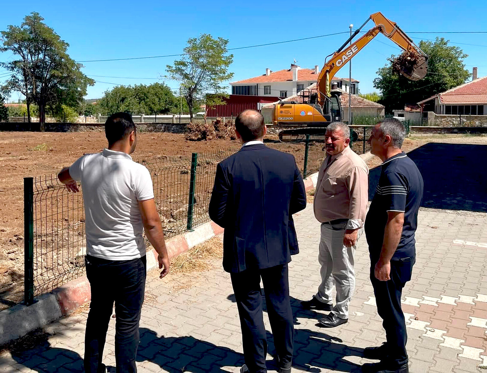 Boztepe’de Eğitim Altyapısını Güçlendirecek Okul Projesi Incelendi (1)