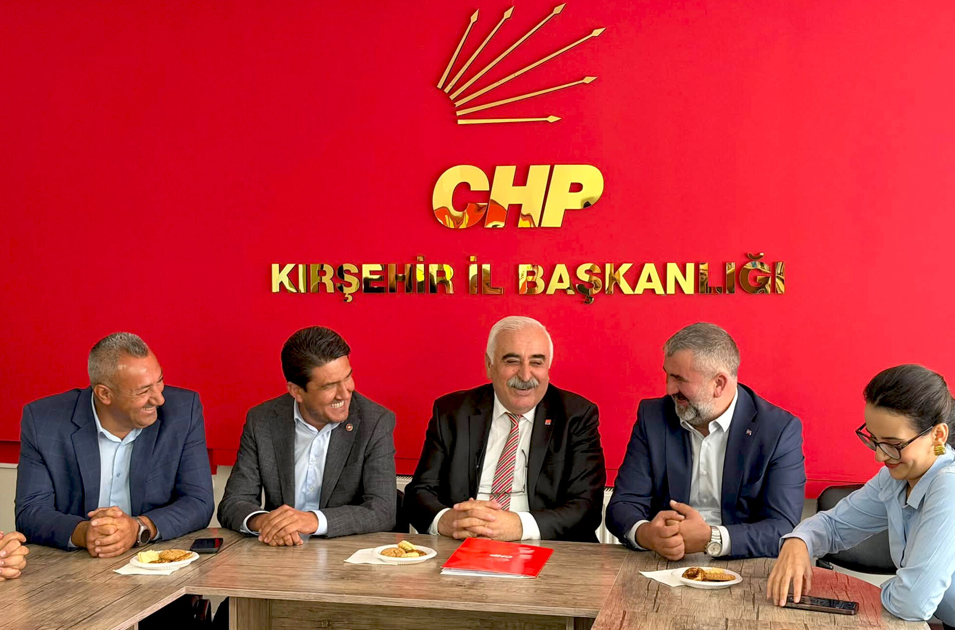 Chp İl Başkanlığı Ile Görüşme Gerçekleştiren Avşaroğlu (3)