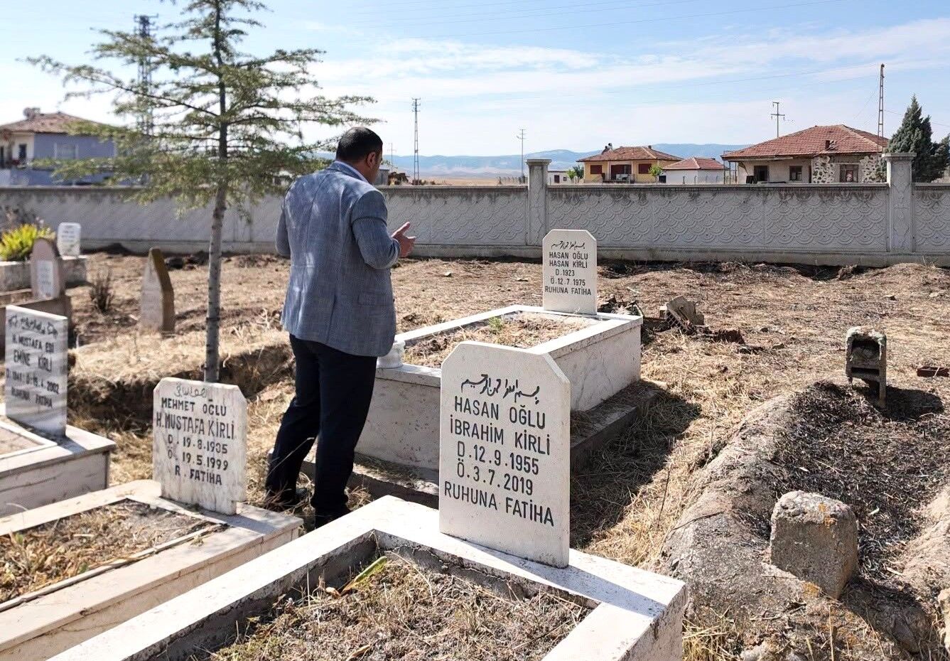 Çiçekdağı’nda Iki Gönül Insanı Vefatlarının 40. Yılında Anıldı (4)