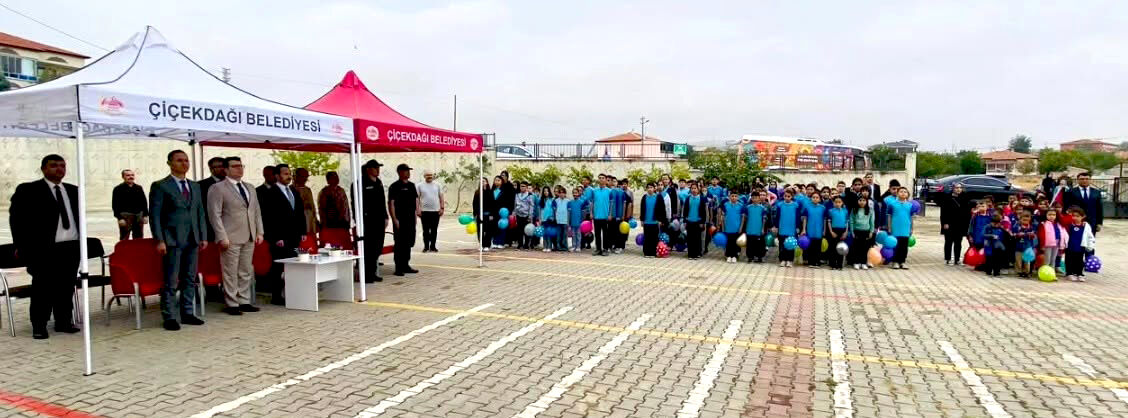 Çiçekdağı’nda İlköğretim Haftası Büyük Bir Coşkuyla Kutlandı (6)