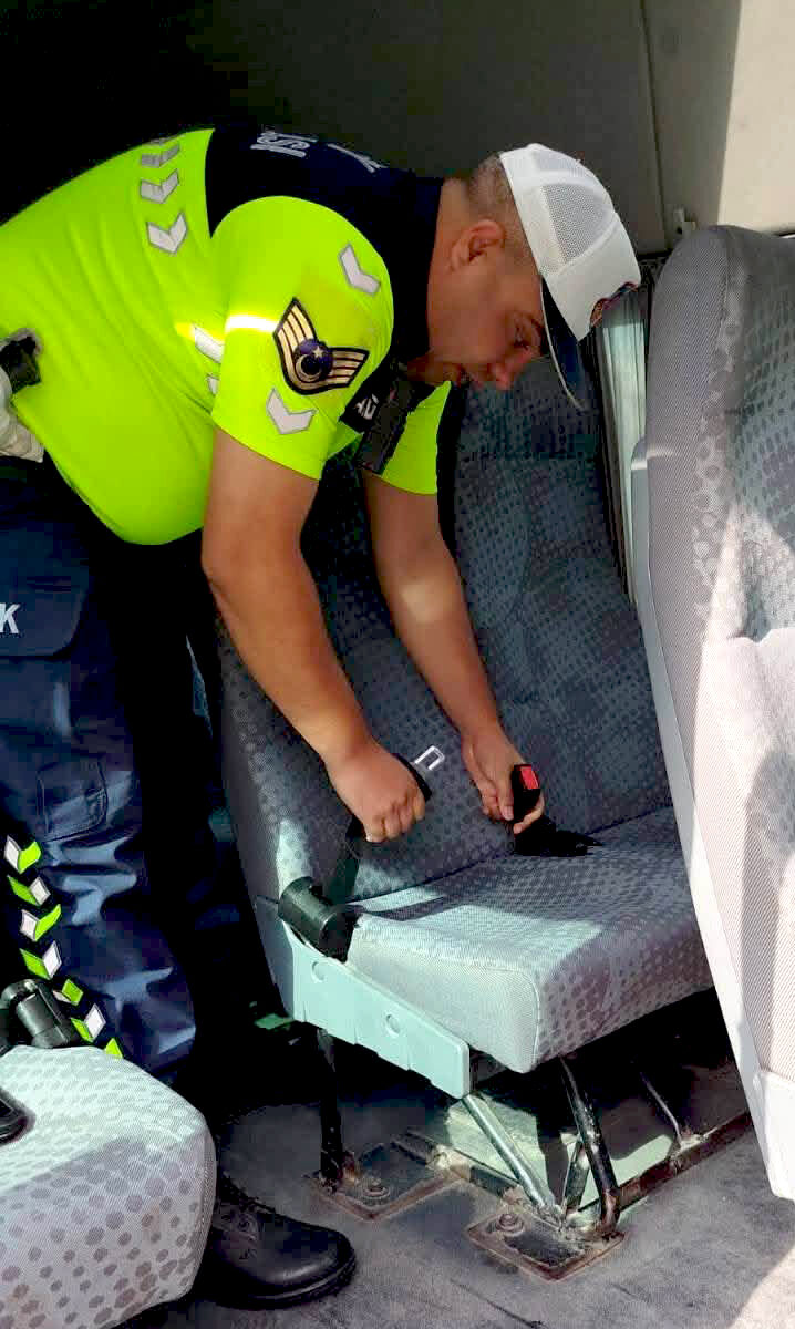 Çiçekdağı’nda Öğrenci Servislerine Sıkı Denetim (5)