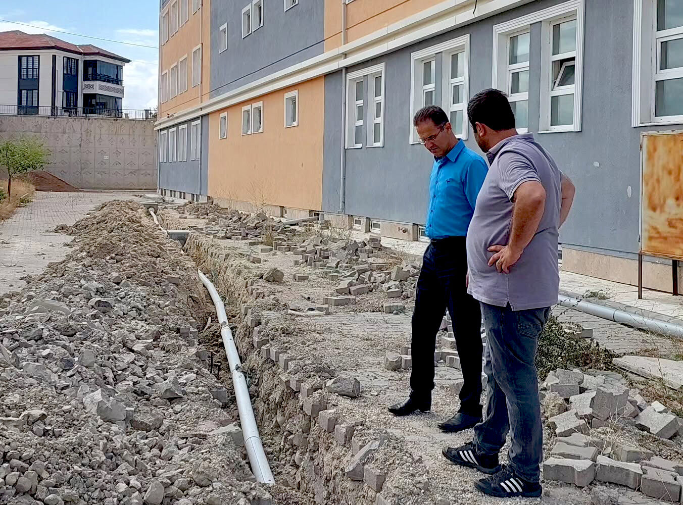 Çiçekdağı’nda Okullarda Fiziki Iyileştirme Çalışmaları Sürüyor (3)