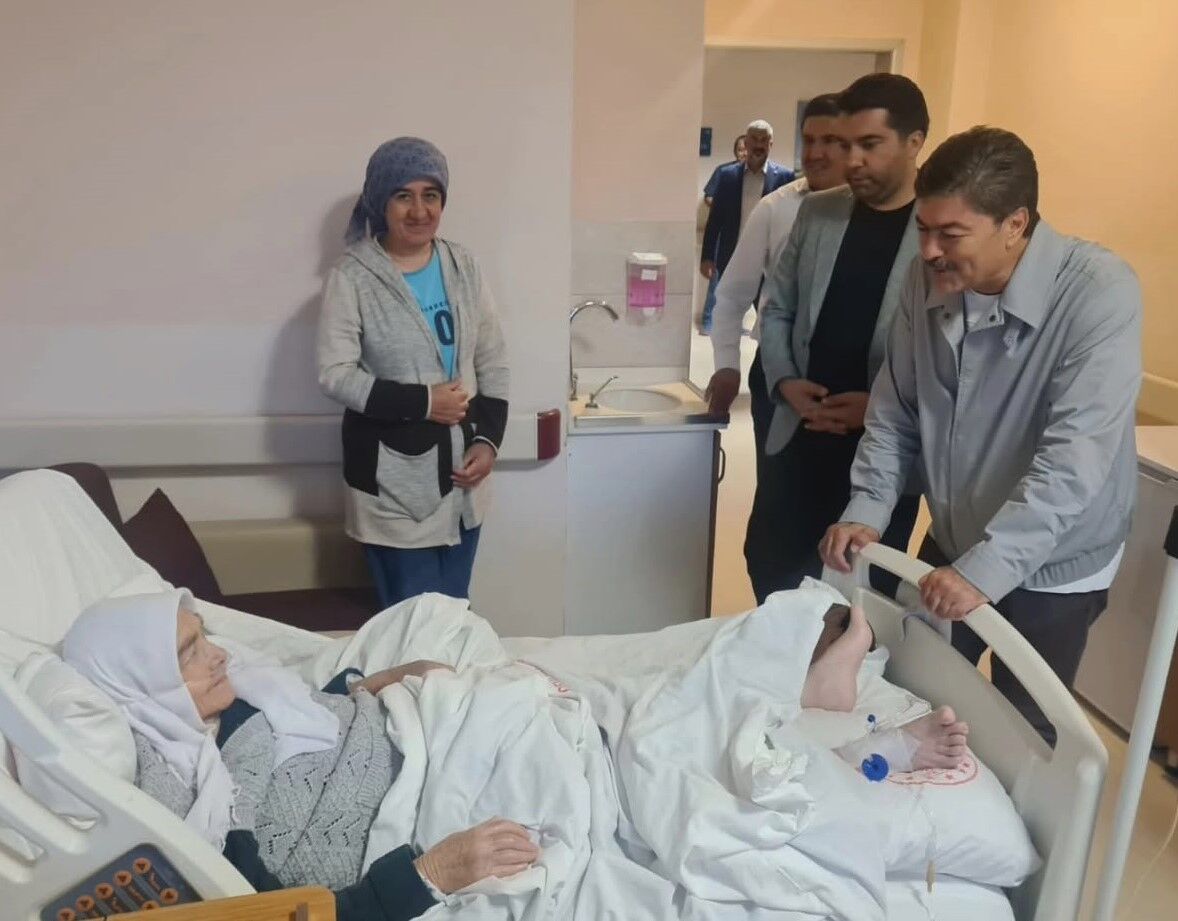 Erkan, Sağlık Hizmetlerini Ve Ilçe Çalışmalarını Değerlendirildi (11)