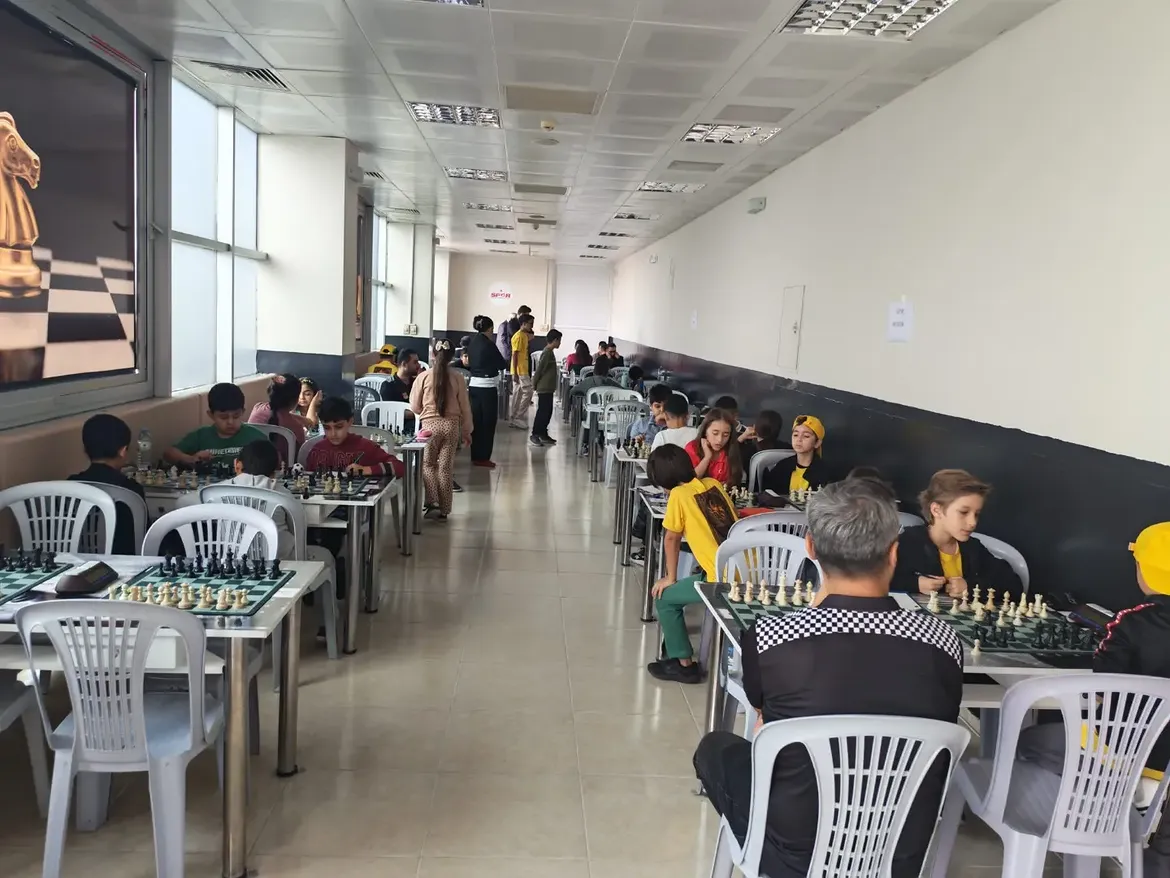 Geleneksel Ahilik Haftası Satranç Turnuvası Büyük Bir Heyecan Ve Centilmenlik Içerisinde Tamaml (2)