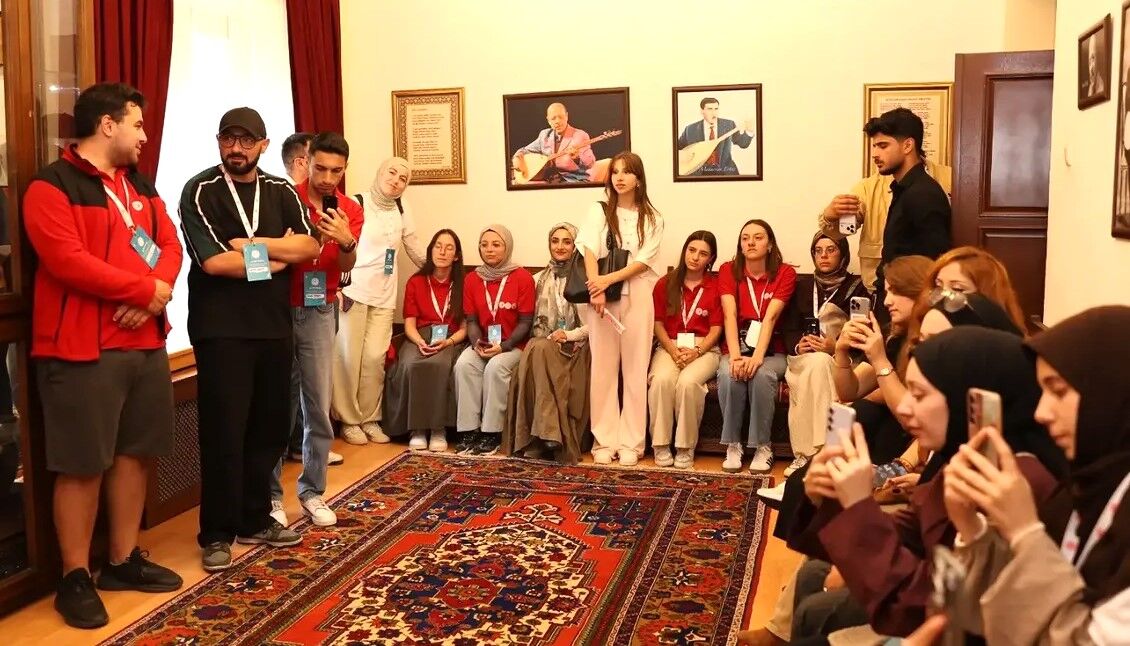 Genç Ahiler Kırşehir'in Tarihi Ve Kültürel Mirasını Keşfetti (3)