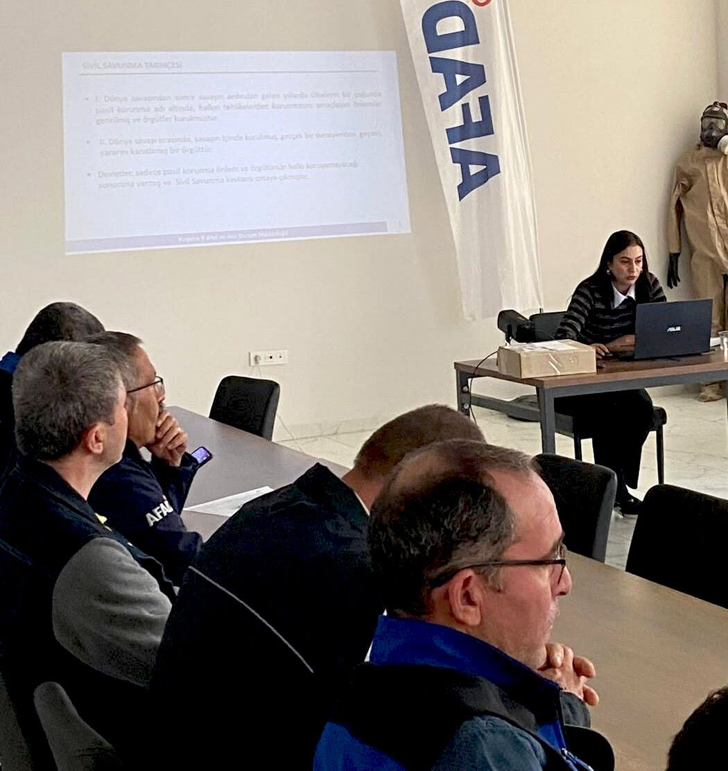 İkaz Ve Alarm Işaretlerinde Doğru Davranış Modelleri Anlatıldı (3)