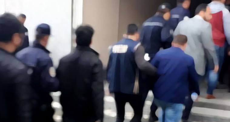 31 Avukatlık Bürosuna Eş Zamanlı Baskın