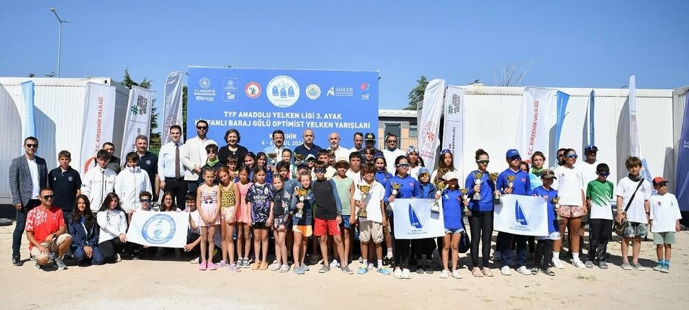 Kırşehir Hirfanlı’da 70 Sporcu Rüzgârla Yarıştı Ödüller Sahiplerini Buldu (8)