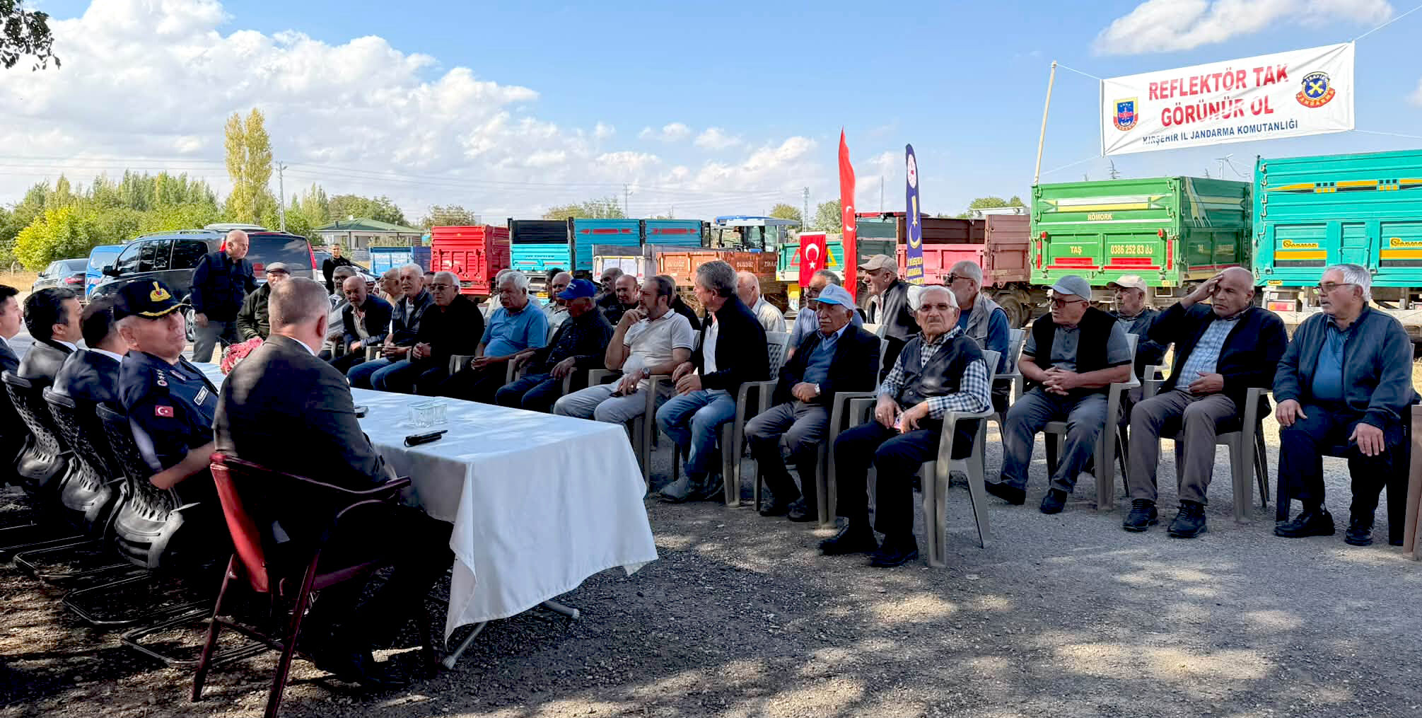 Kırşehir Protokolü Sahaya Indi (1)