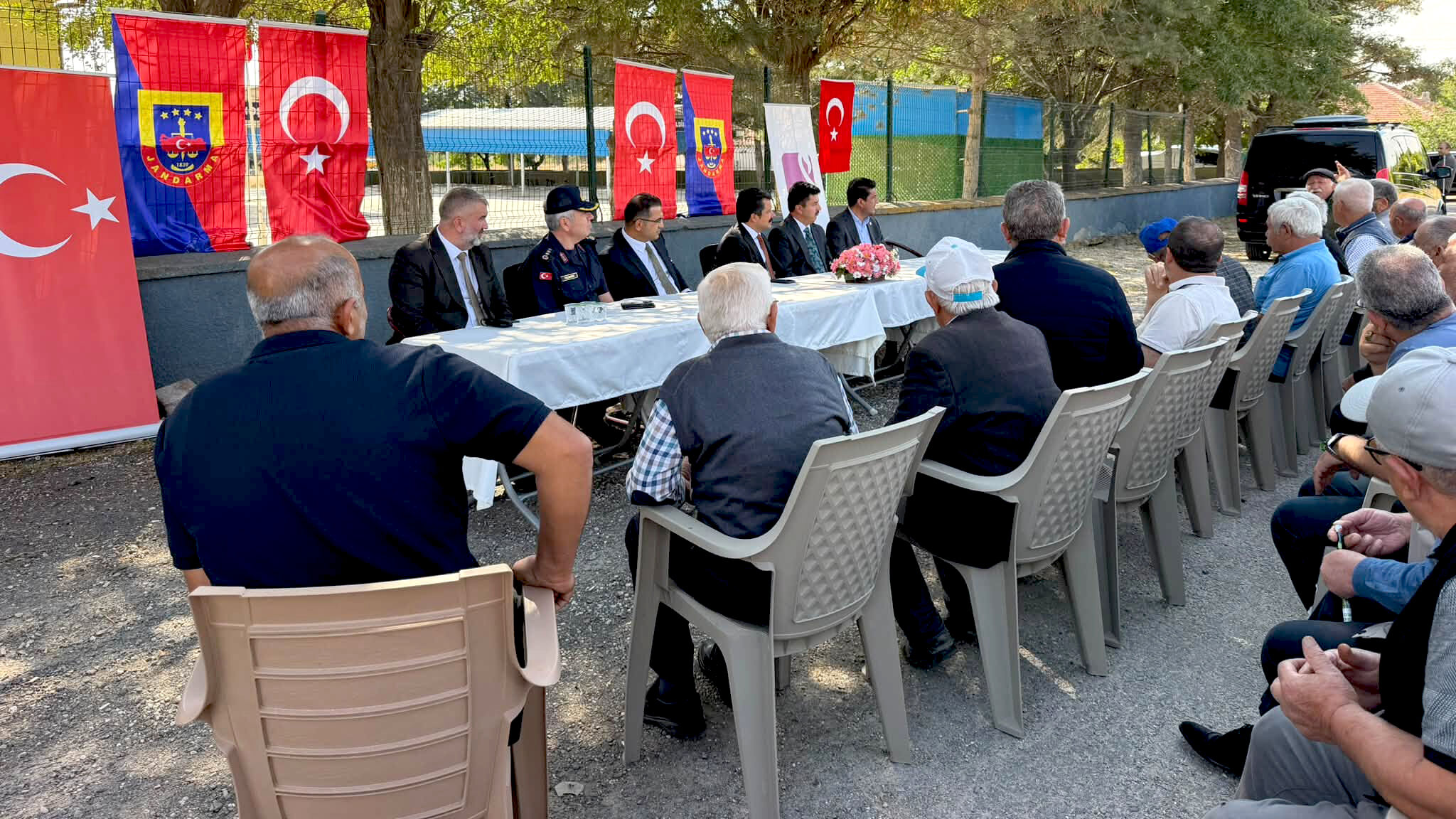 Kırşehir Protokolü Sahaya Indi (3)