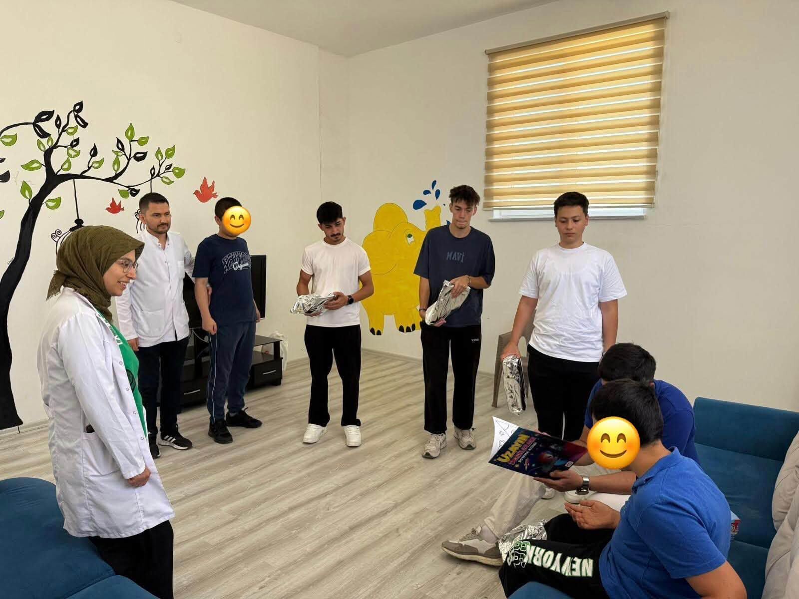Kırşehir Ülkü Ocakları Çocuklarla Bir Araya Geldi 1